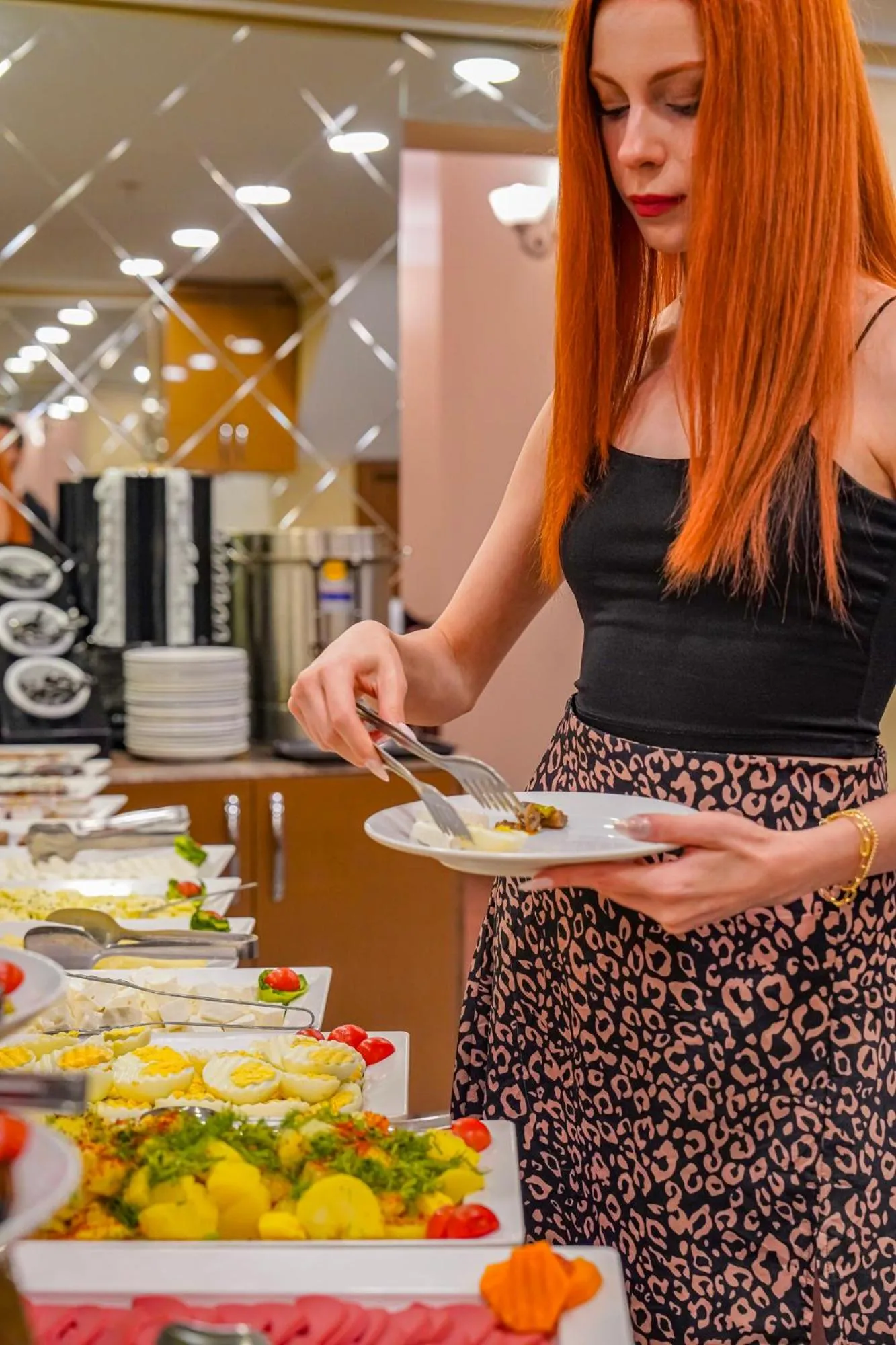 Buffet breakfast in Hamit Hotel Kizilay