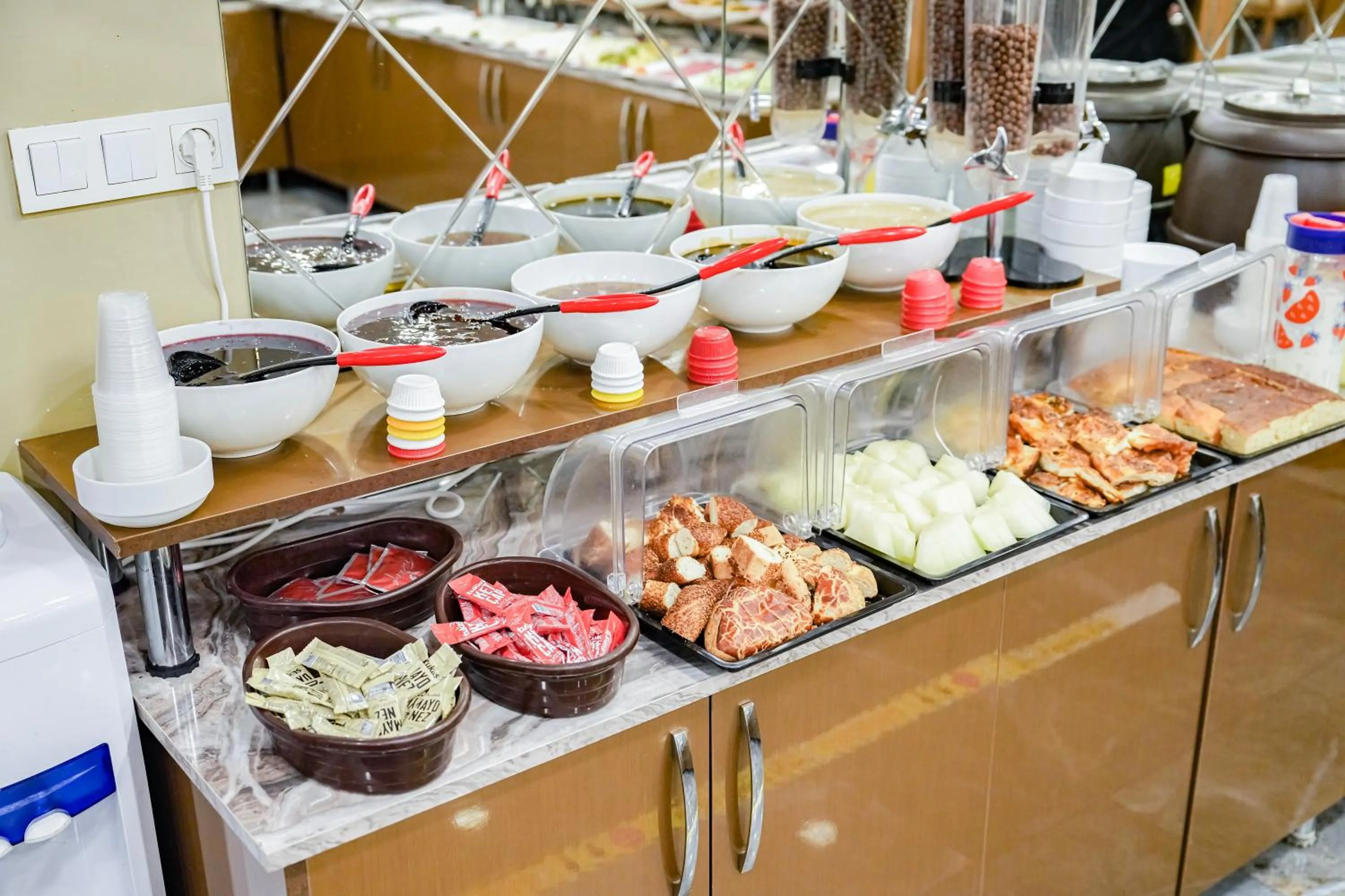 Breakfast in Hamit Hotel Kizilay