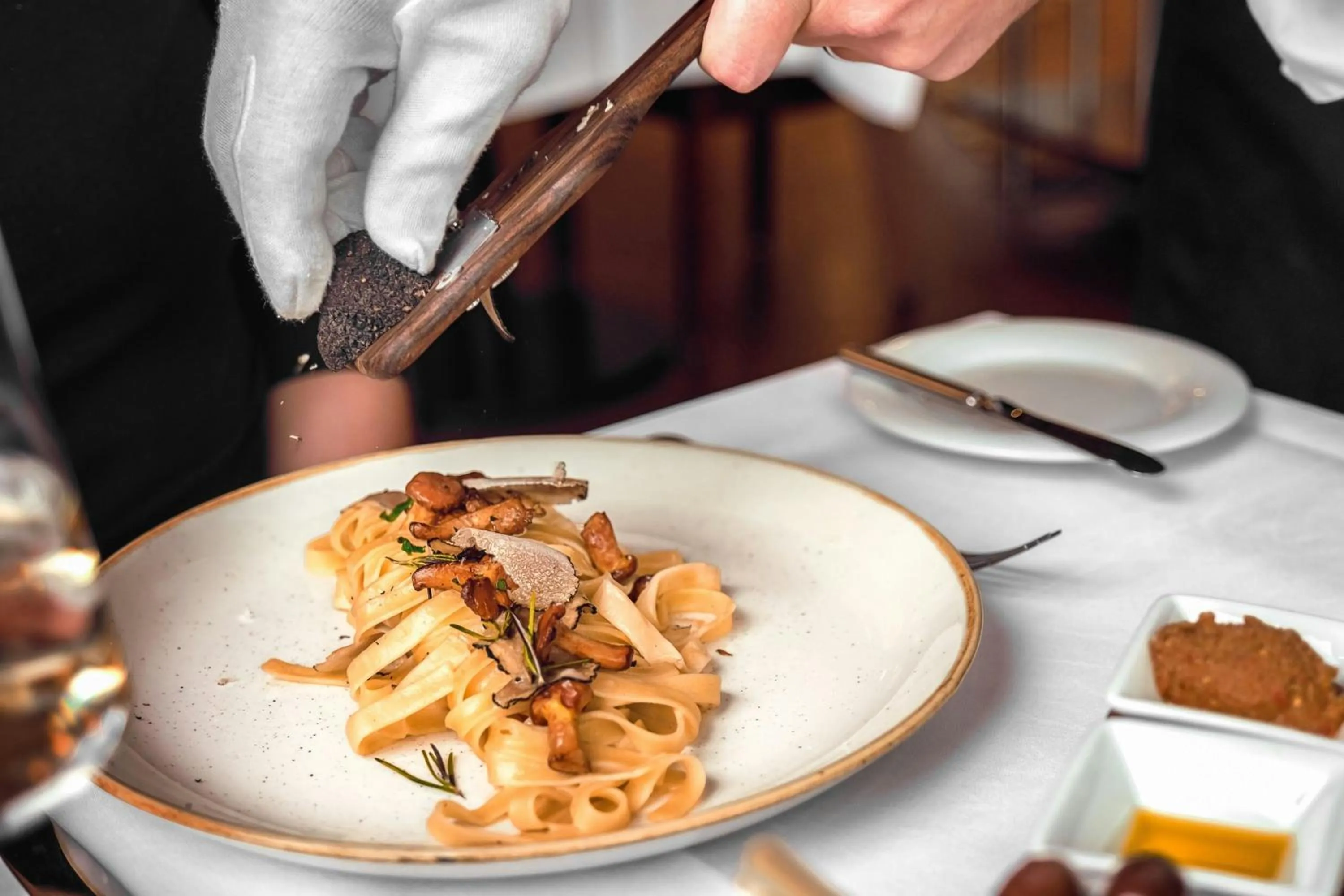 Restaurant/places to eat in Courtyard by Marriott Munich City Center