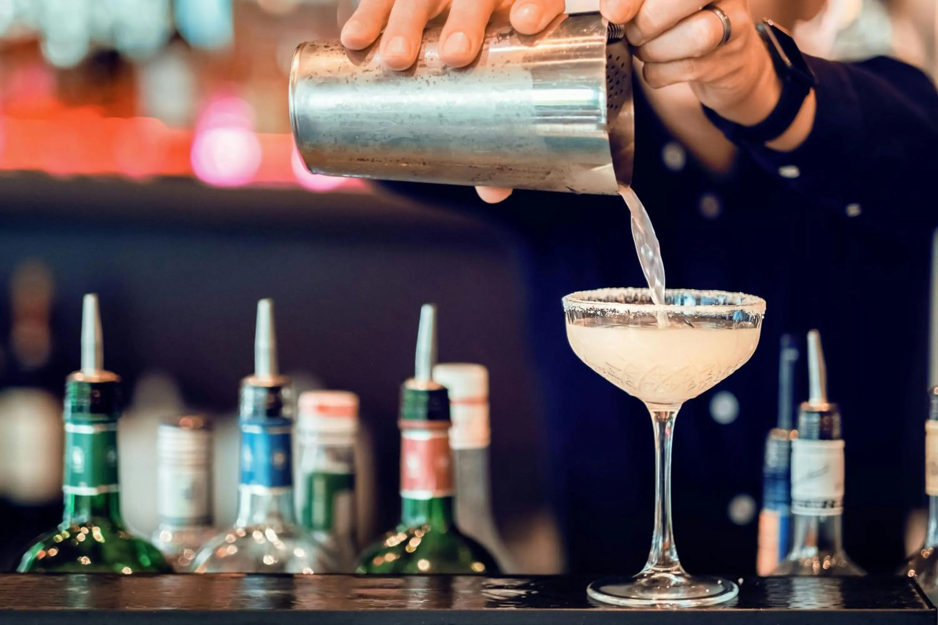 Lounge or bar in Courtyard by Marriott Munich City Center