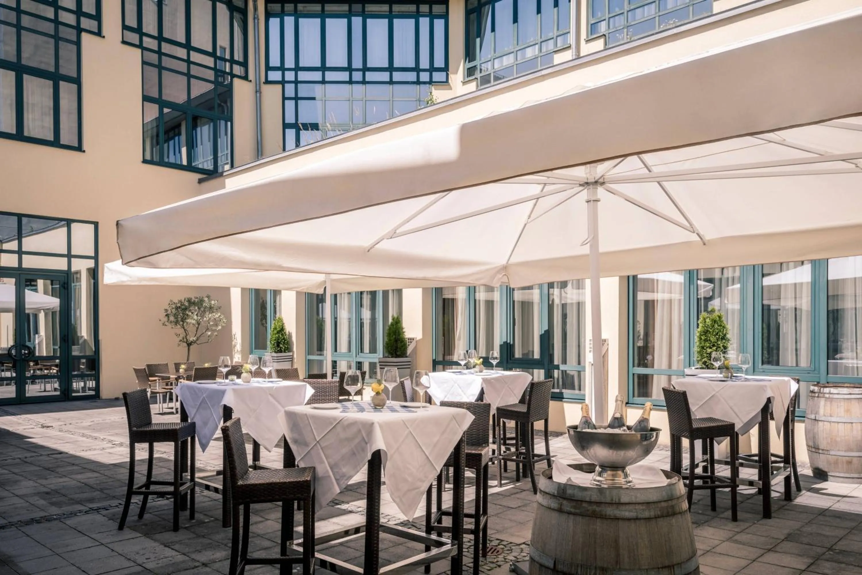 Meeting/conference room in Munich Airport Marriott Hotel