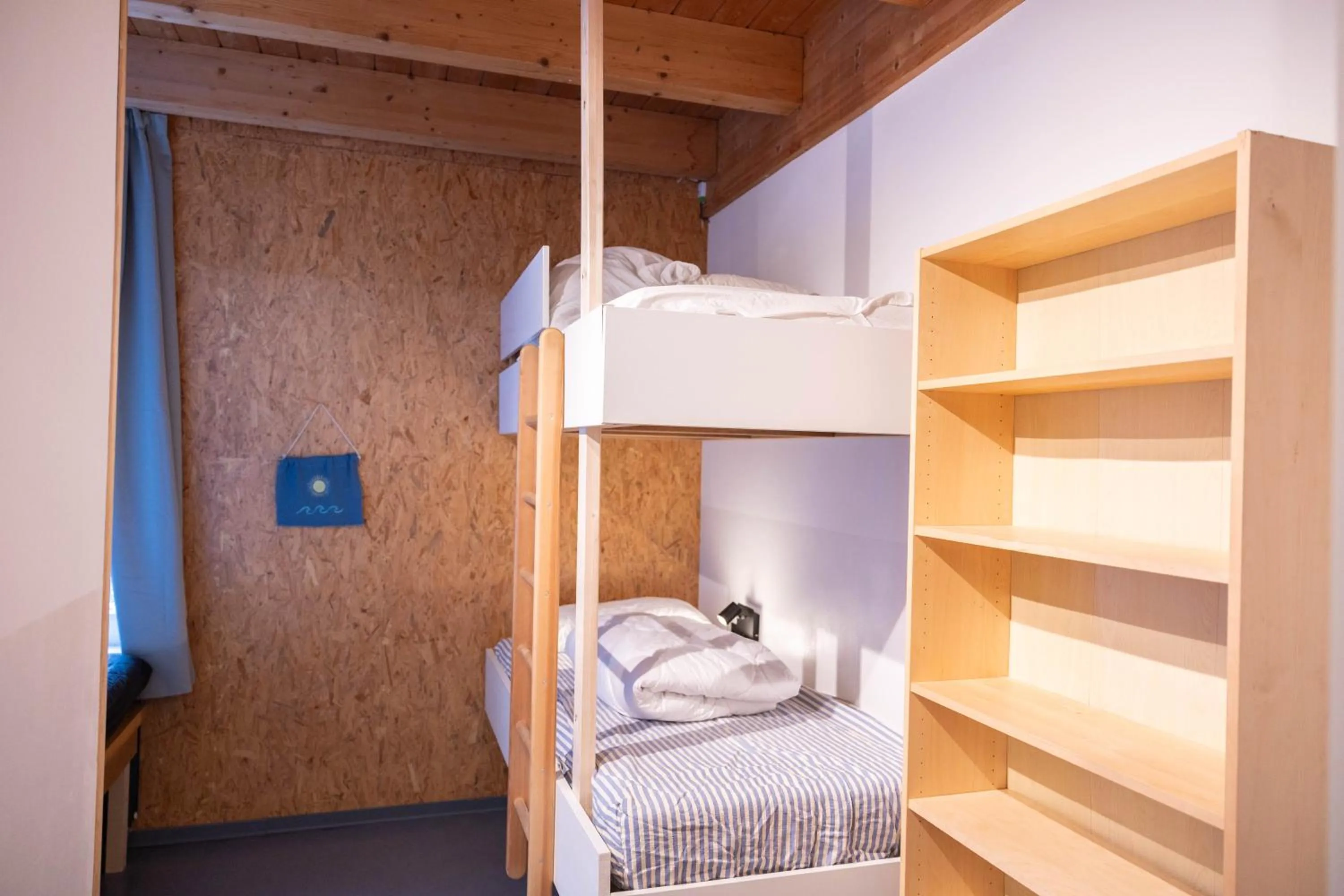 Bed in Hostel oder Ferienwohnung 1-16 Personen im BLAUEN HAUS