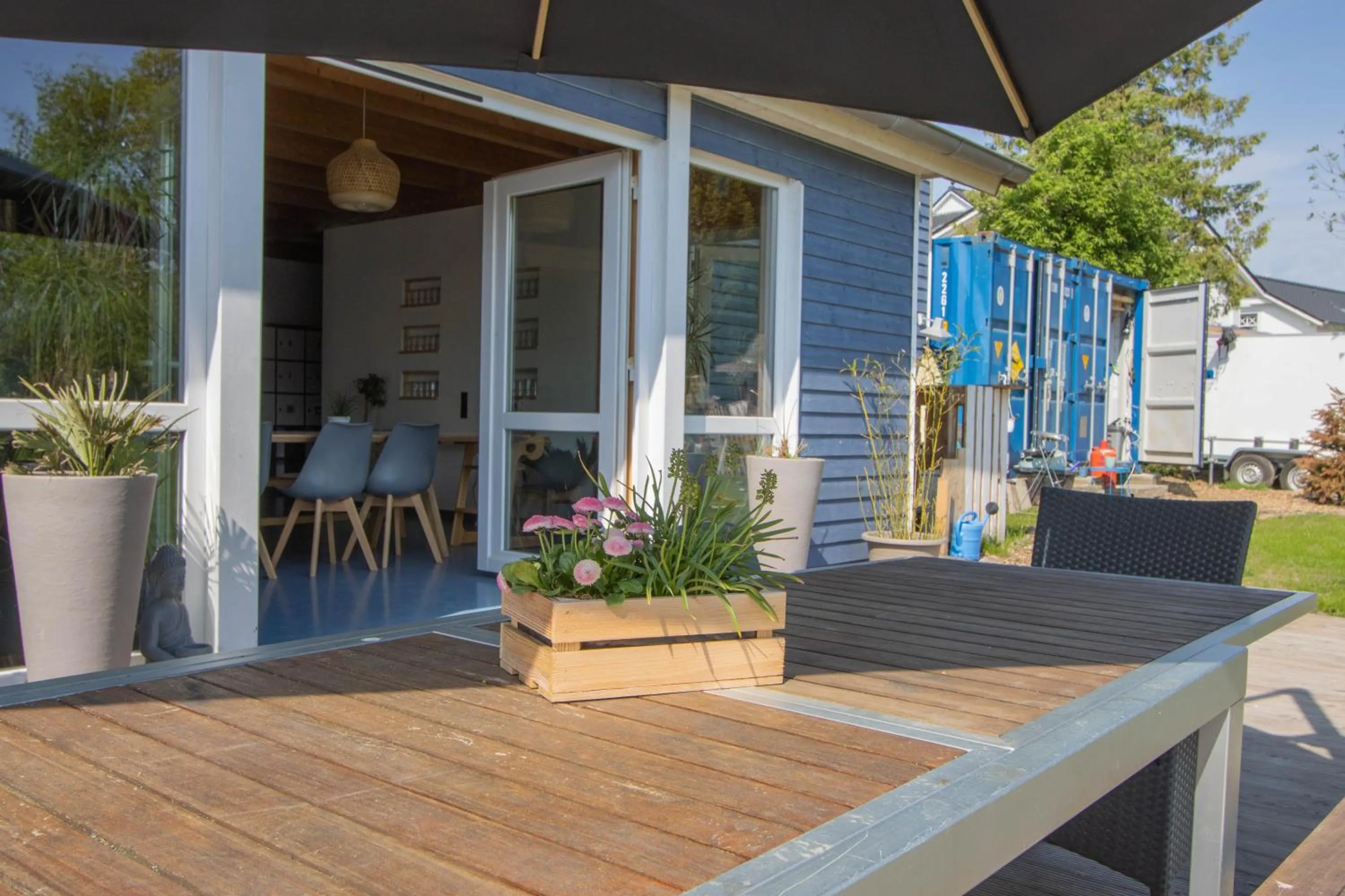 Hostel oder Ferienwohnung 1-16 Personen im BLAUEN HAUS