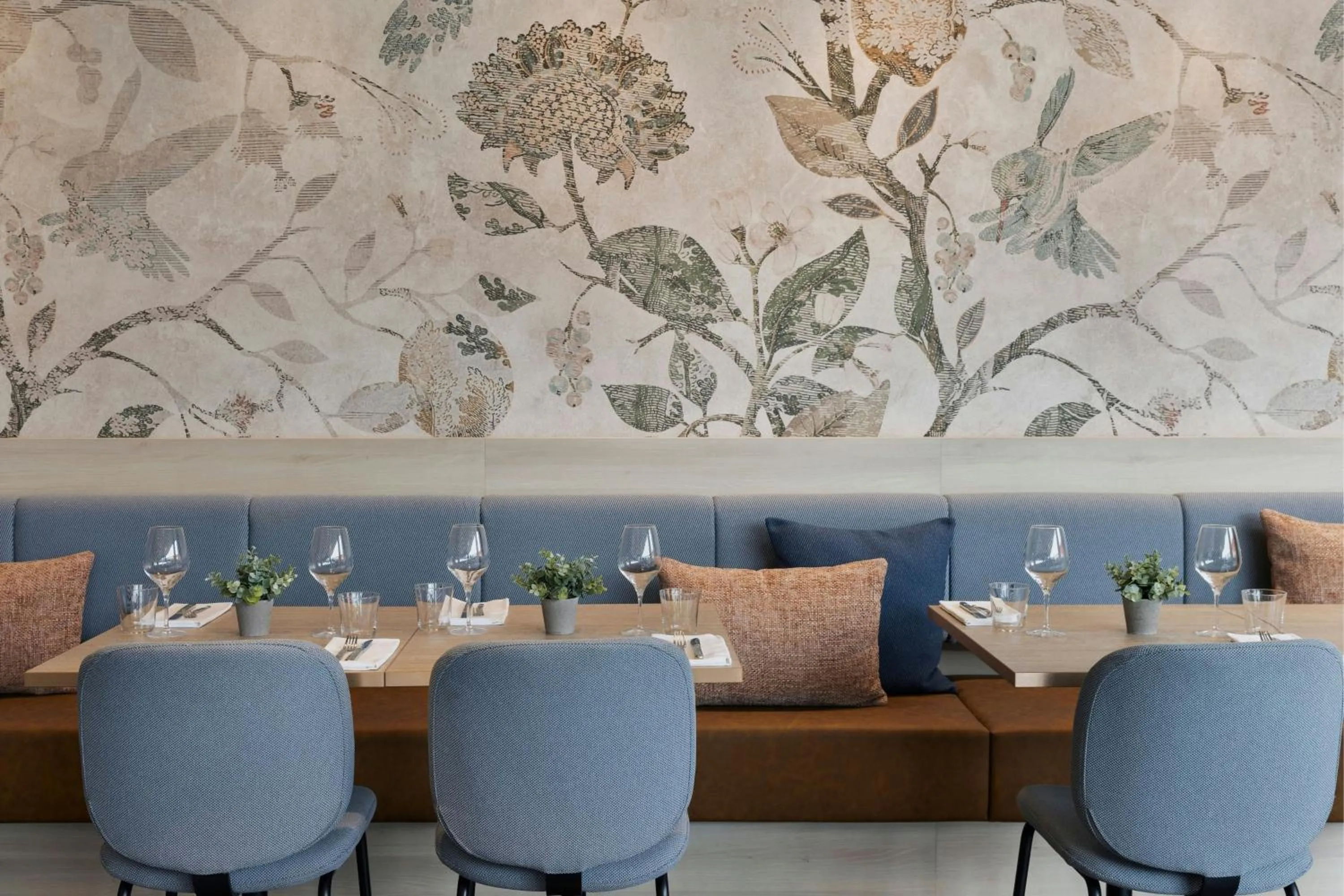 Restaurant/places to eat in Courtyard by Marriott Linz