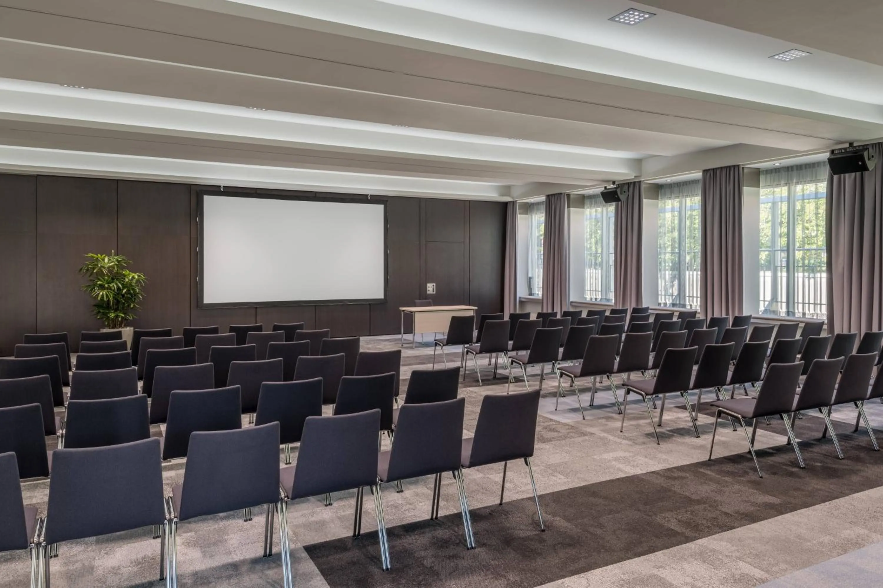 Meeting/conference room in Courtyard by Marriott Linz