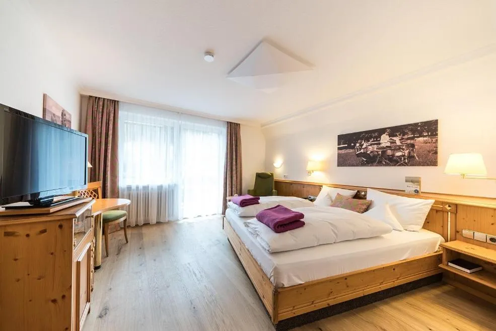 Bed in Naturparkhotel Adler