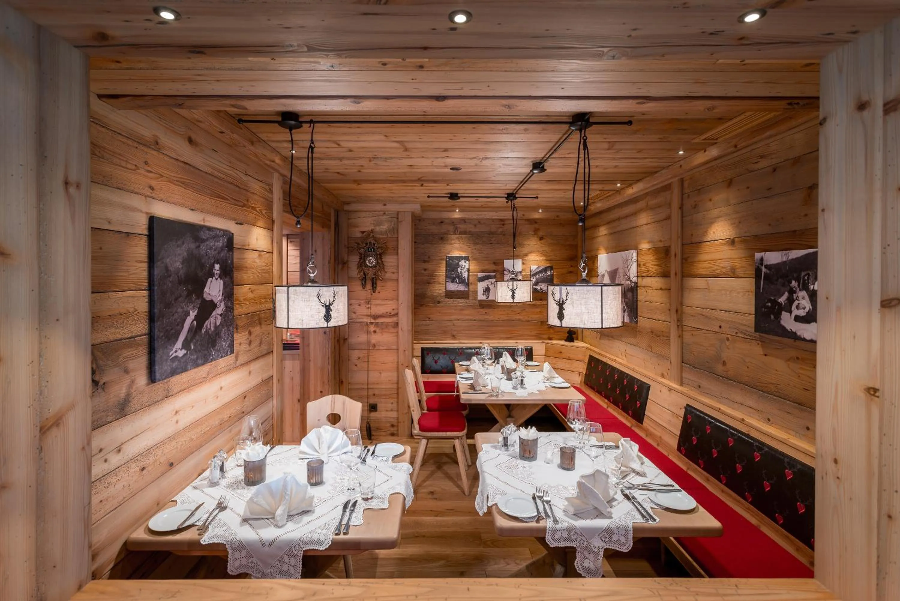 Restaurant/places to eat in Naturparkhotel Adler