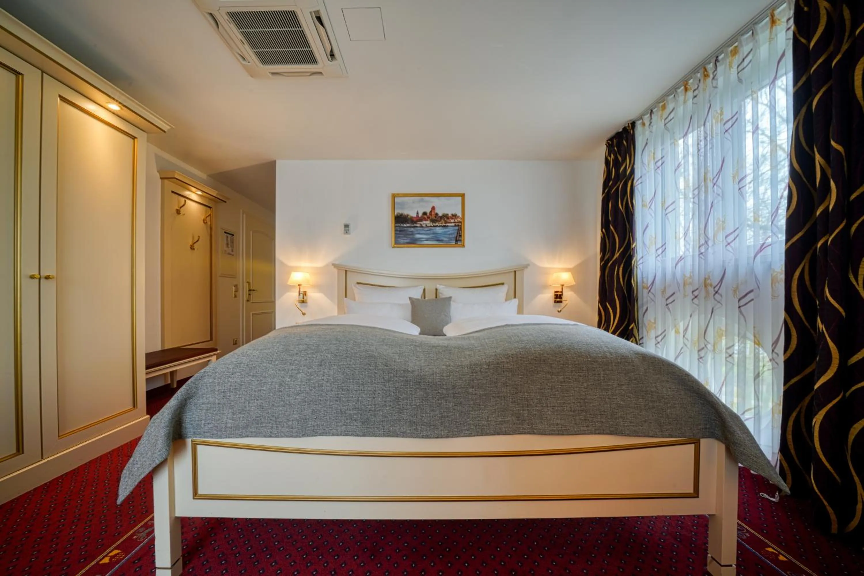 Photo of the whole room, Bed in Hotel Seeblick Wismar