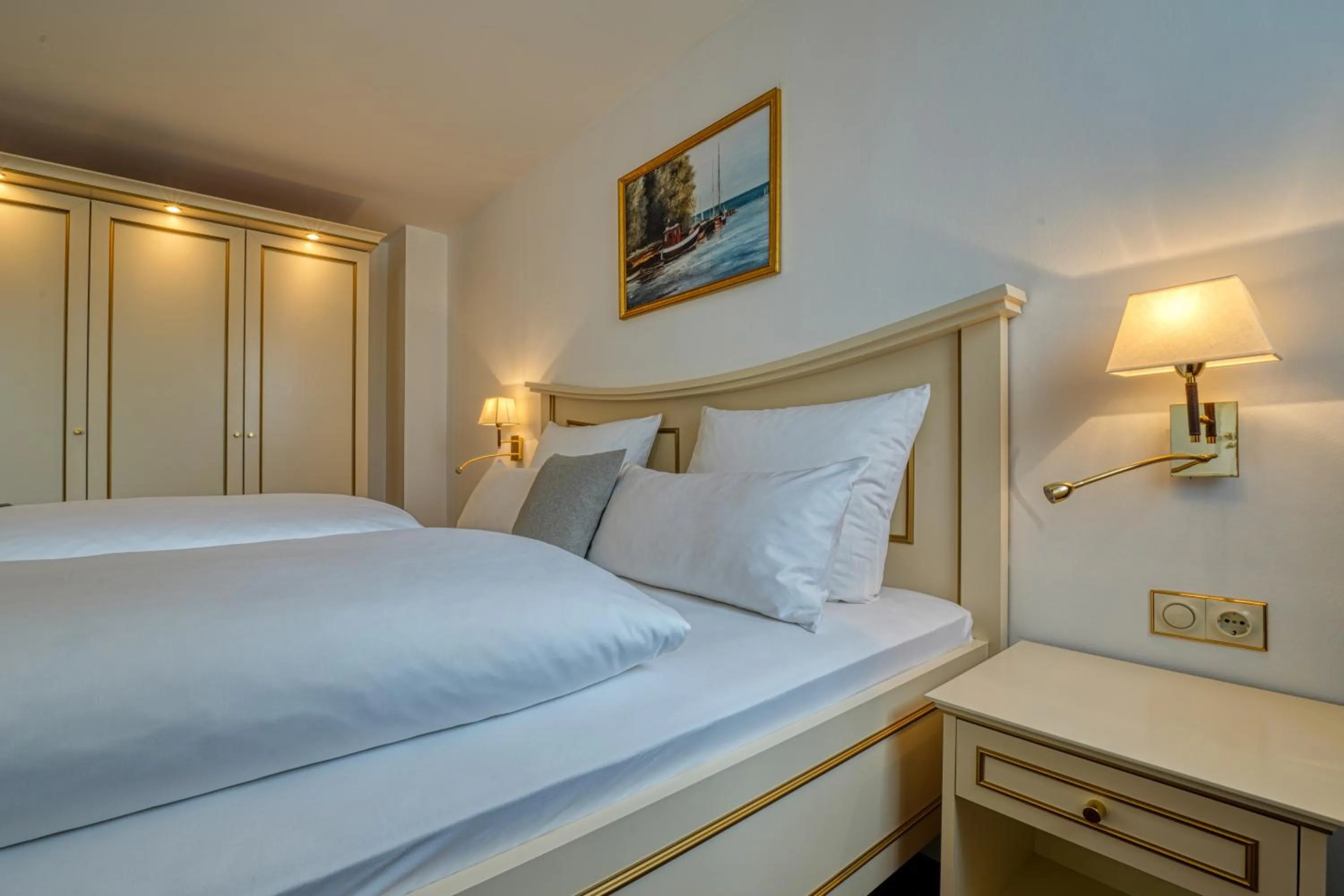 Photo of the whole room, Bed in Hotel Seeblick Wismar