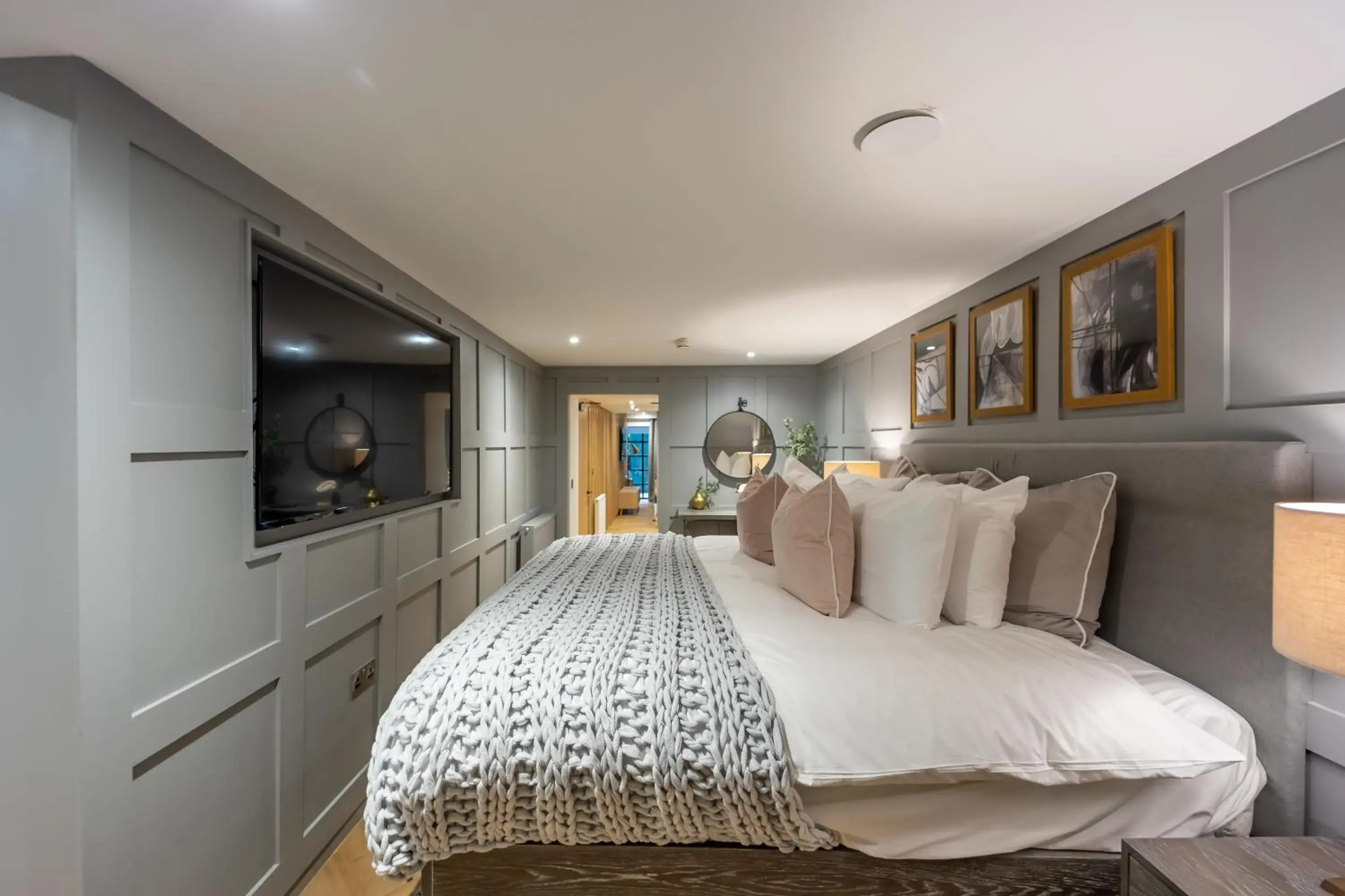 Classic One-Bedroom Apartment in No1 Apartments Edinburgh - New Town Classic One-Bedroom Apartment in No1 Apartments Edinburgh - New Town