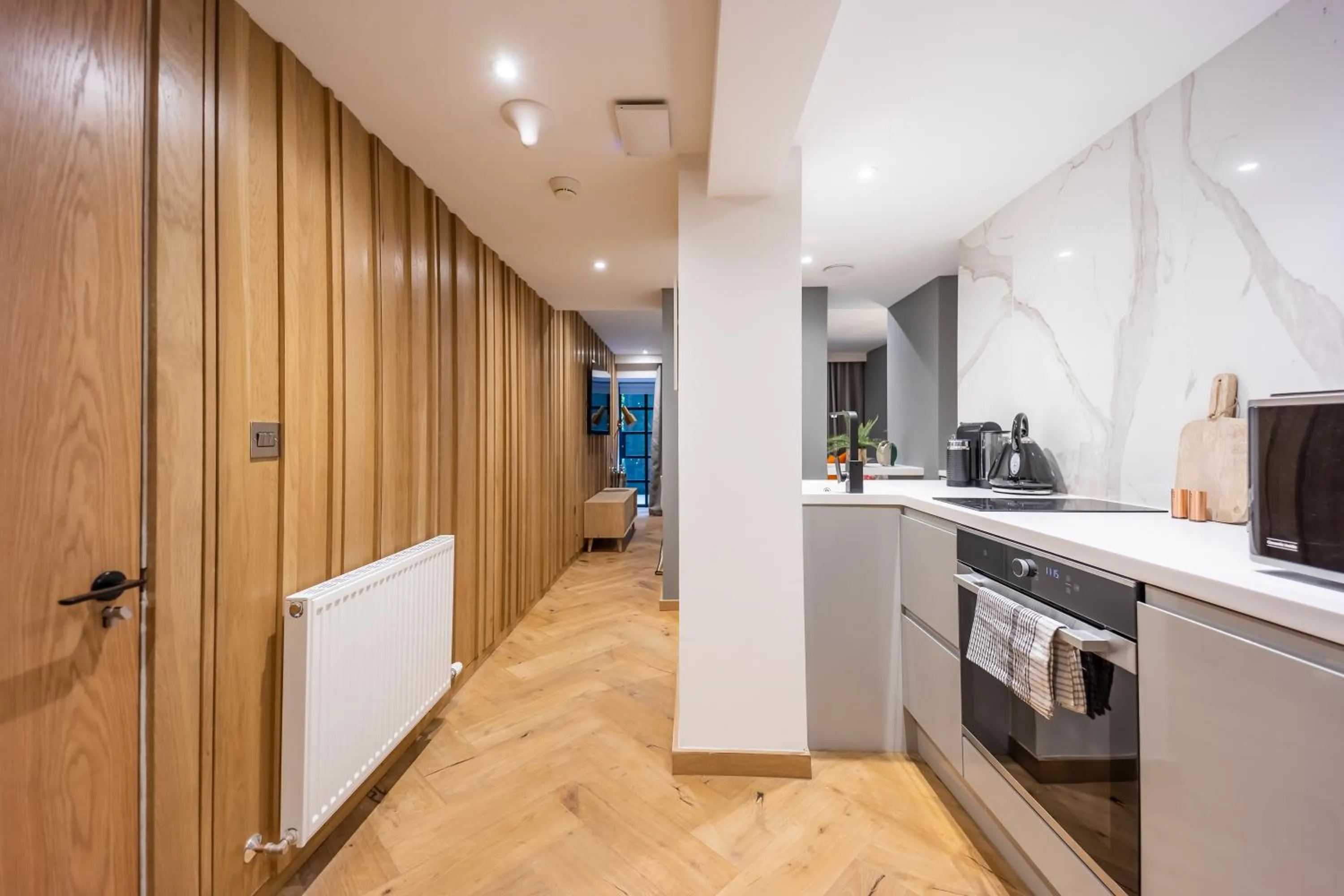 Kitchen or kitchenette in No1 Apartments Edinburgh - New Town