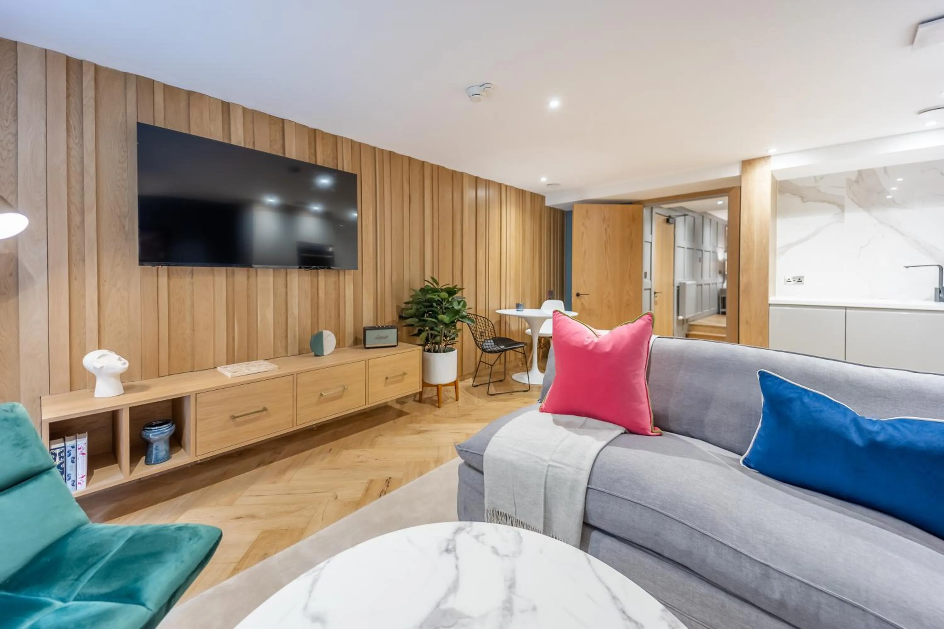 Living room in No1 Apartments Edinburgh - New Town