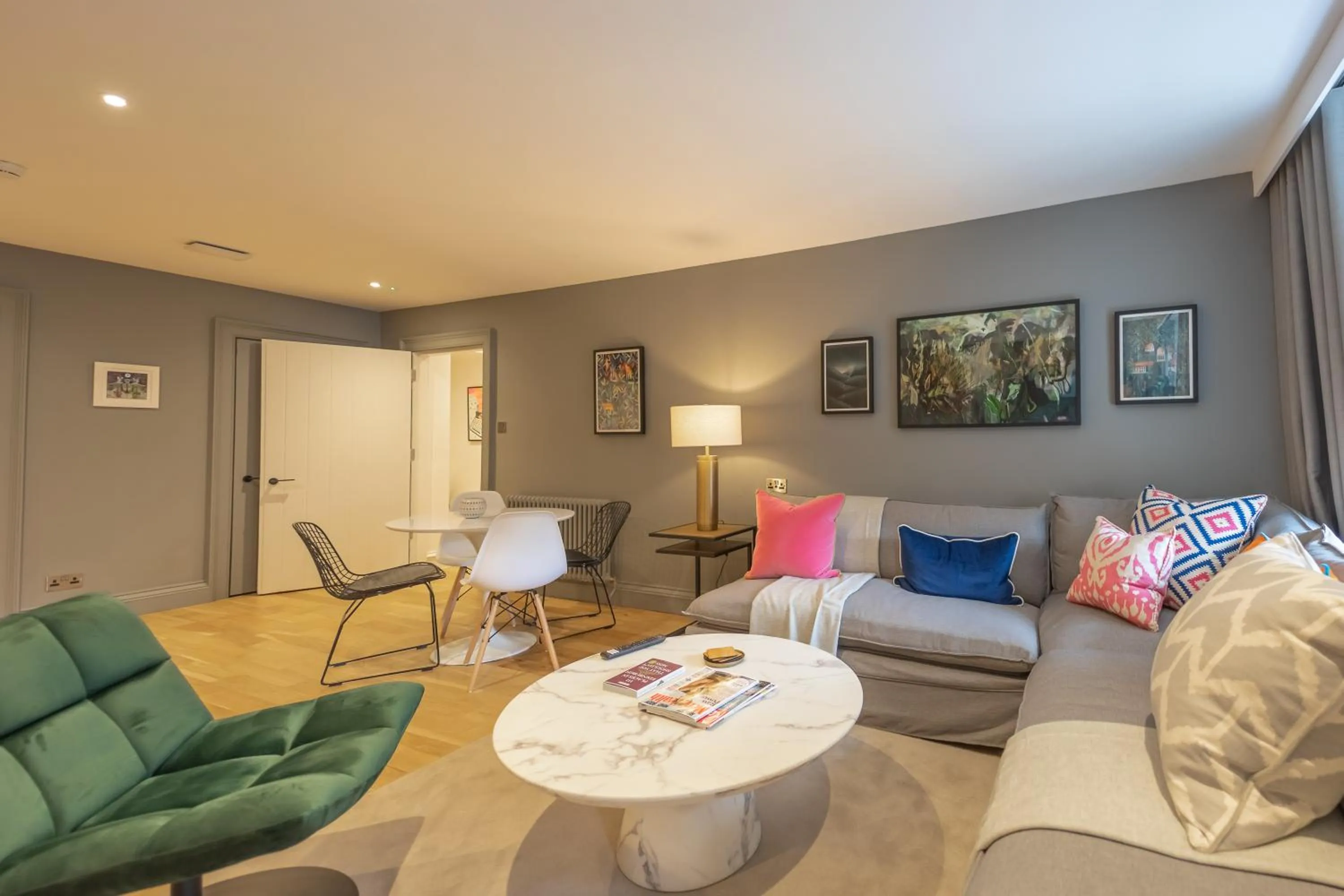 Living room in No1 Apartments Edinburgh - New Town