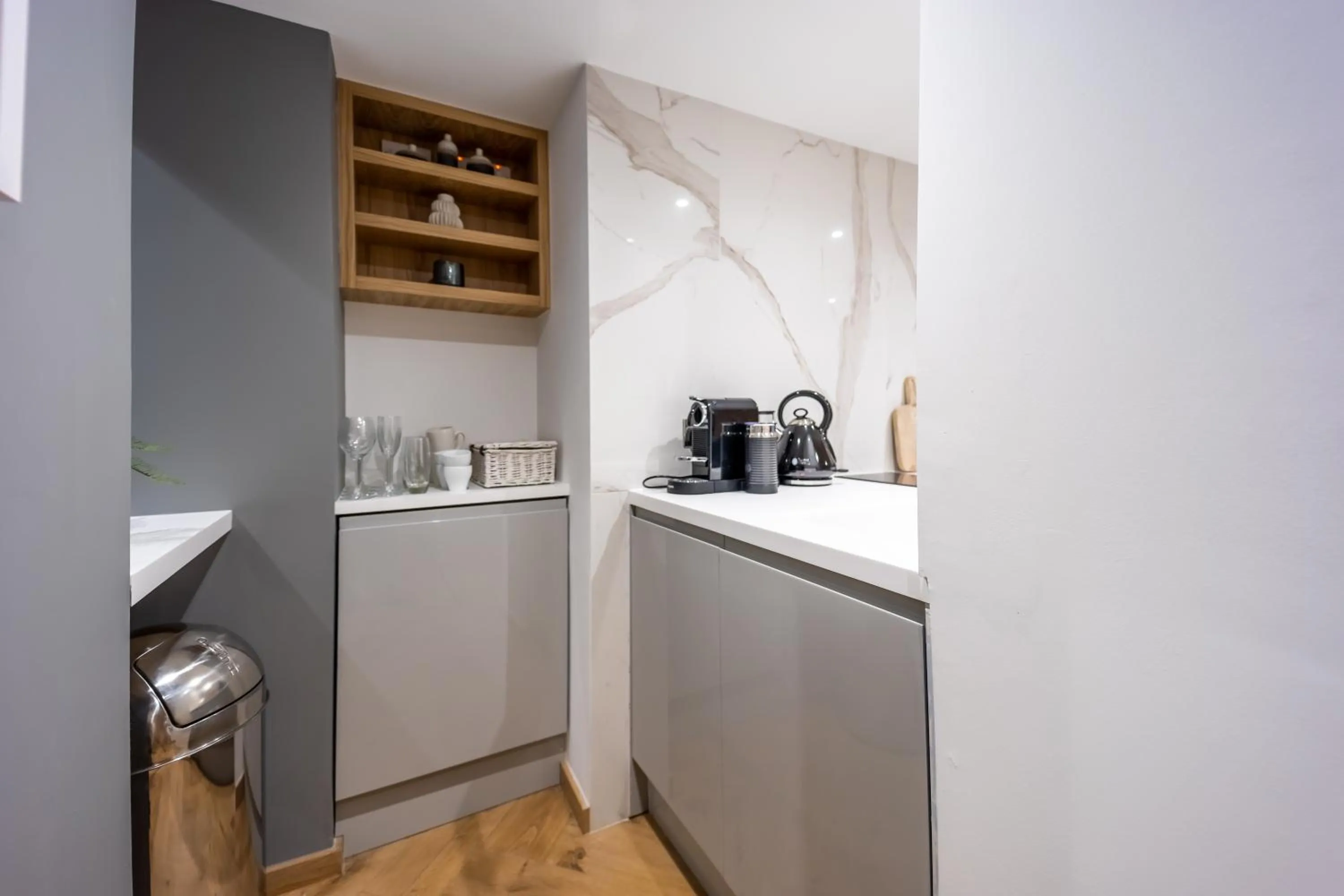 Kitchen or kitchenette in No1 Apartments Edinburgh - New Town