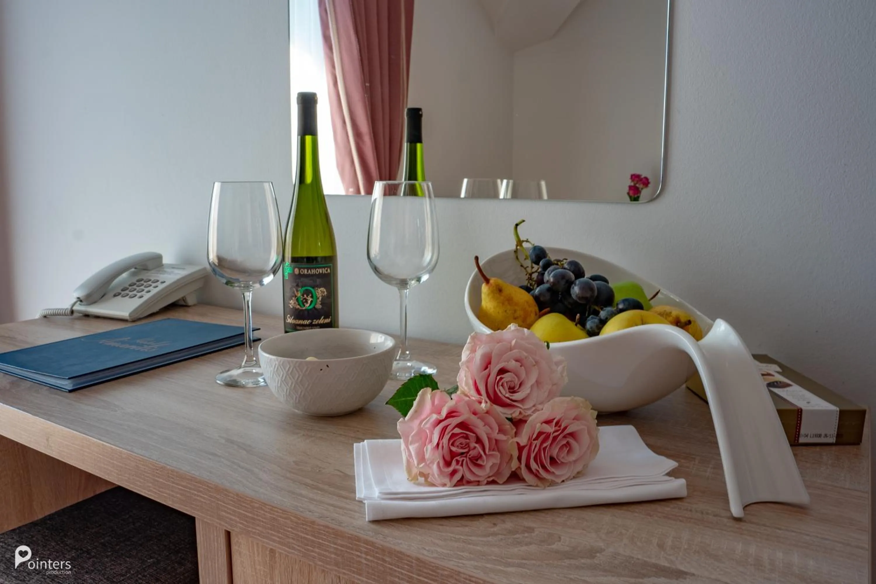 Photo of the whole room in Hotel Amarilis