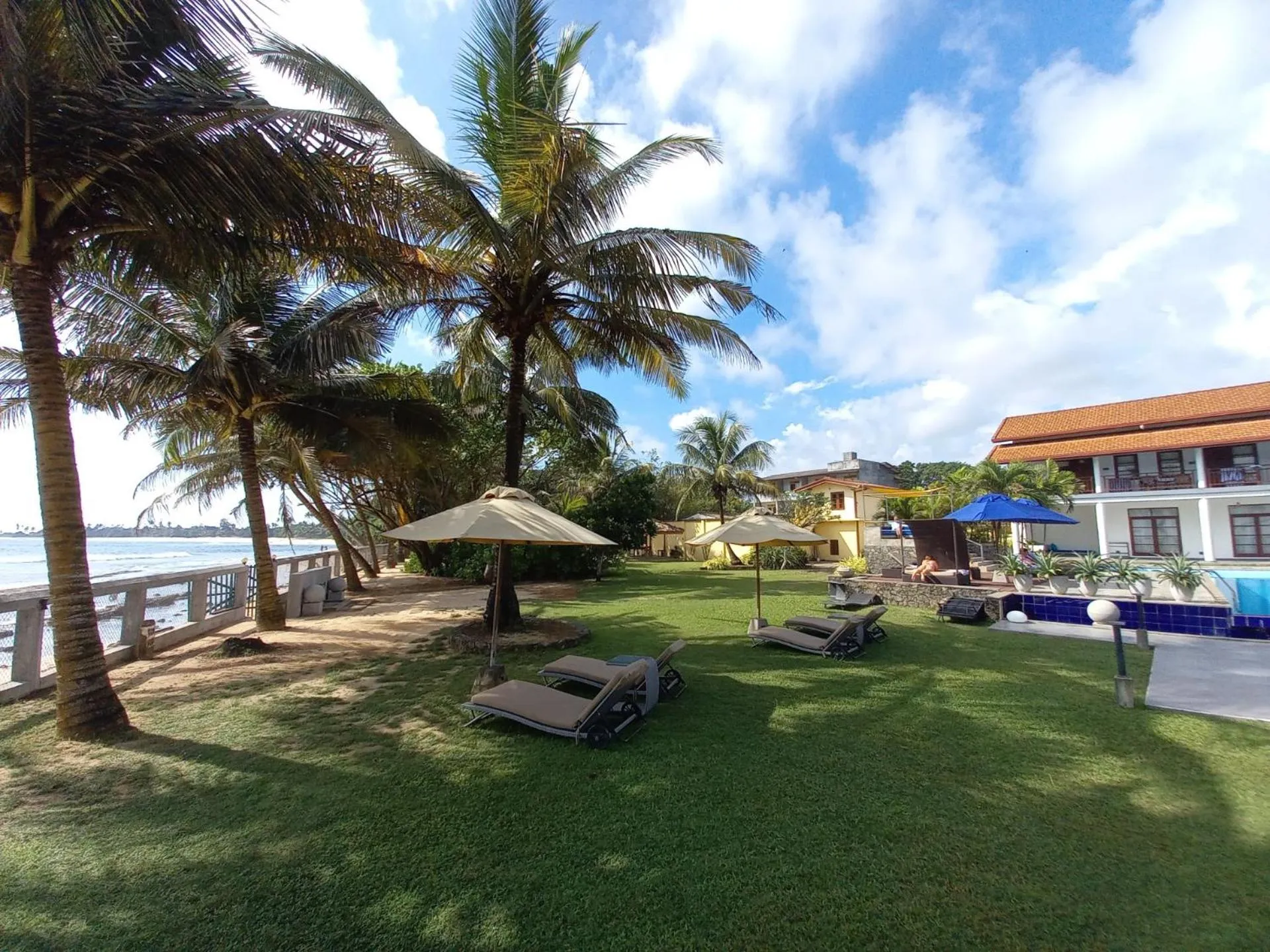 Garden view in IMAGINE Villa Hotel