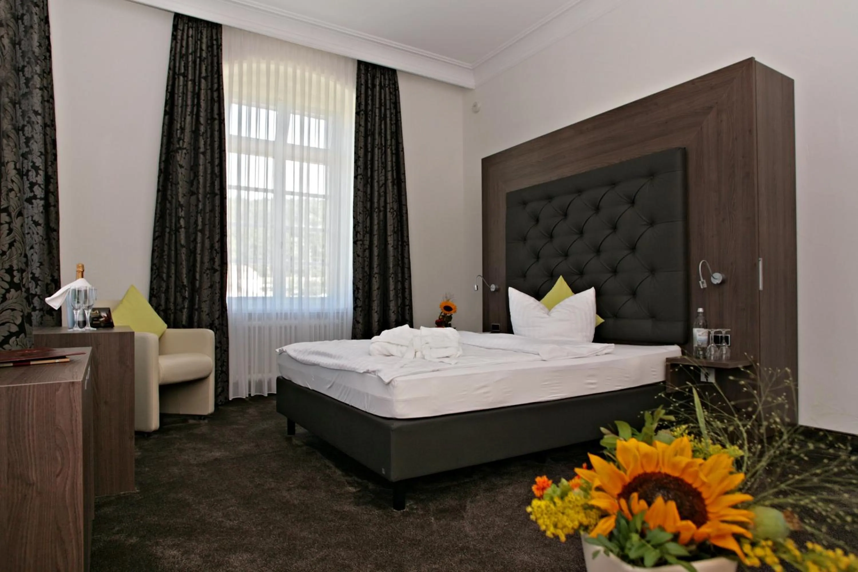 Bed in Badhotel Bad Brückenau