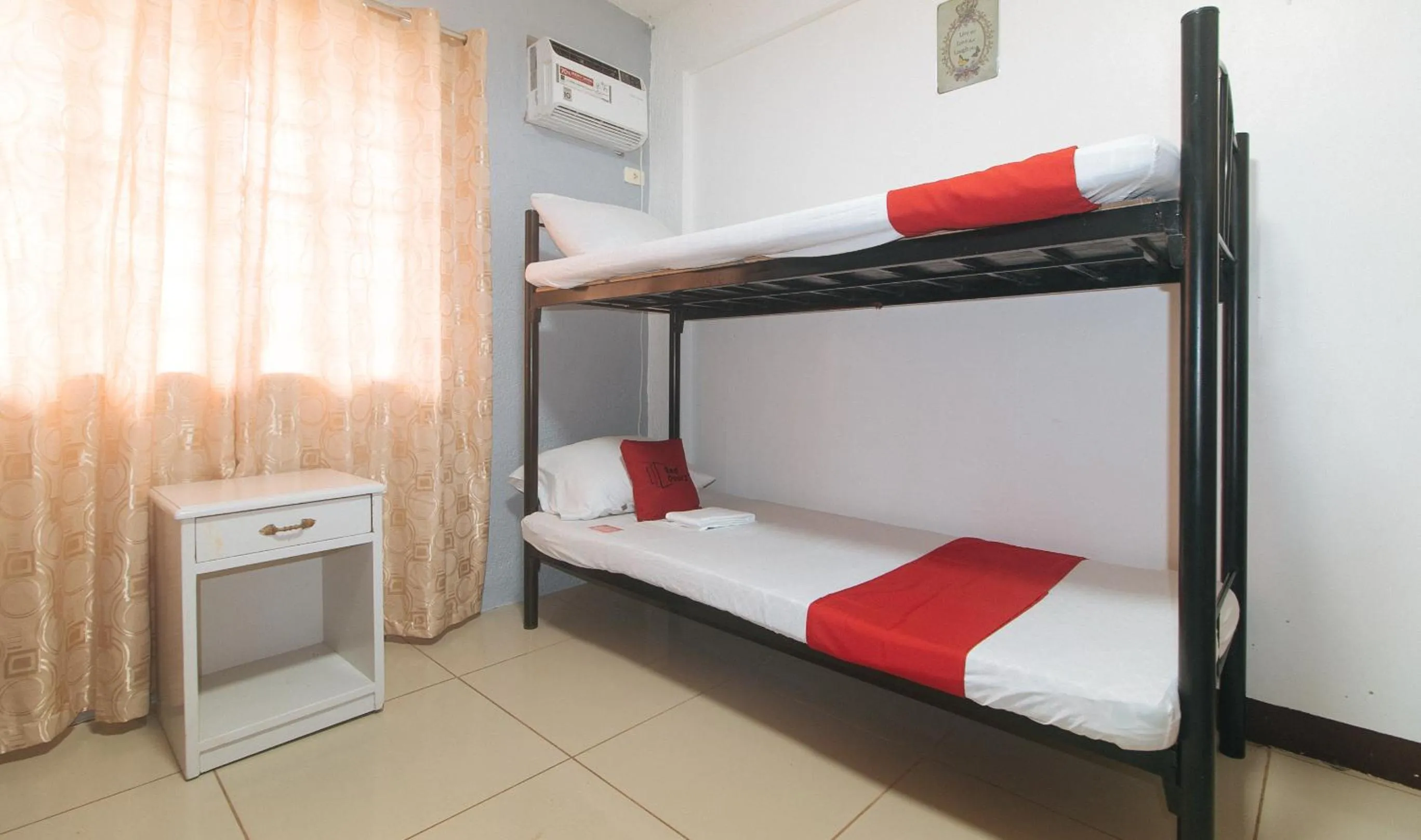 bunk bed, Bed in RedDoorz Plus near Tambo Paranaque