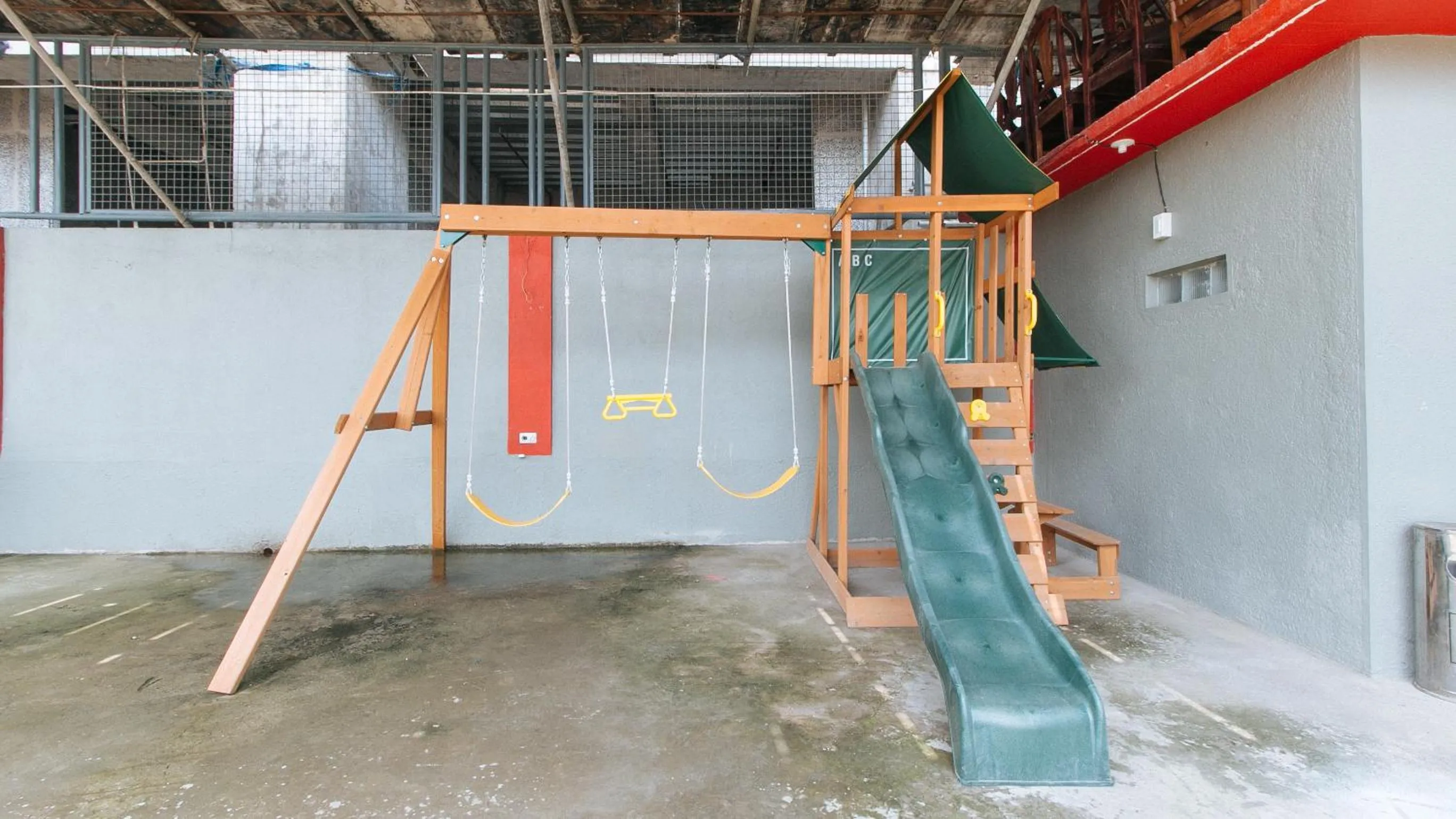 Children play ground in RedDoorz Plus near Tambo Paranaque