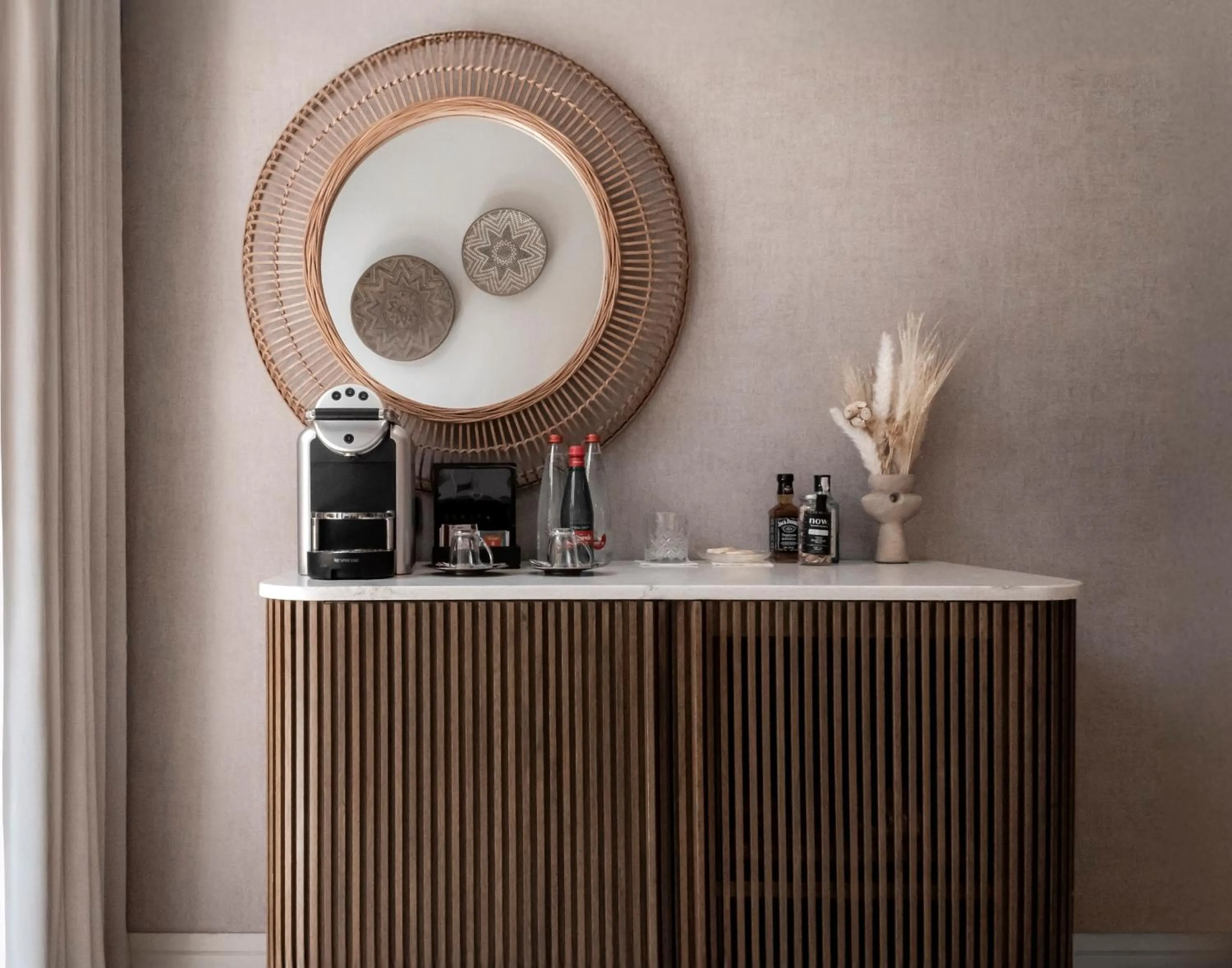 minibar in NOW-VX adults only