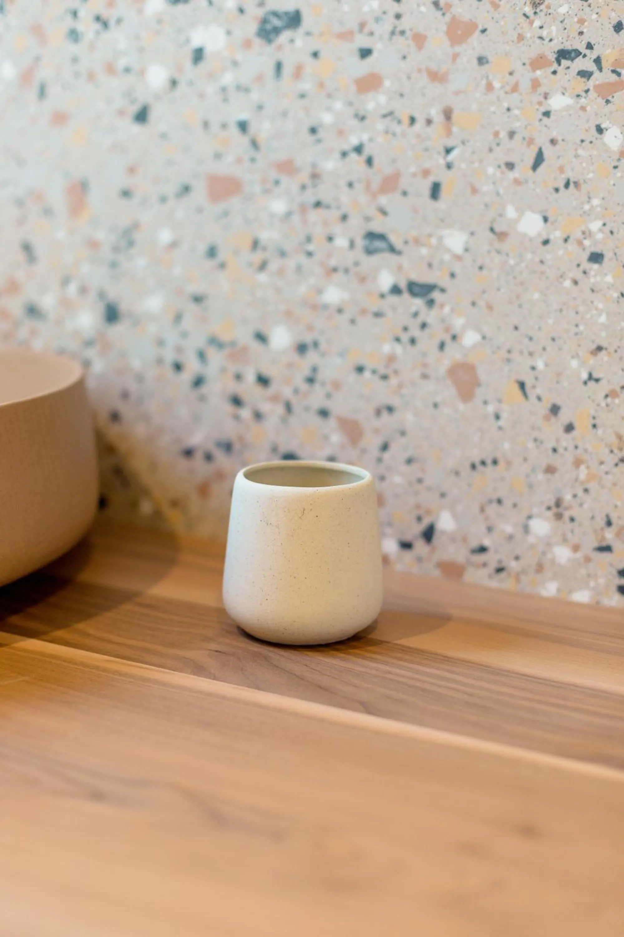 Bathroom in UNE HISTOIRE DE FAMILLE