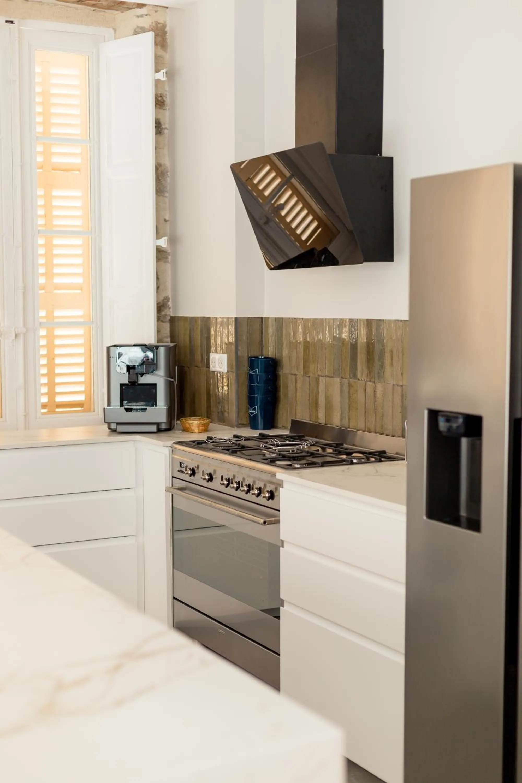 Kitchen or kitchenette in UNE HISTOIRE DE FAMILLE