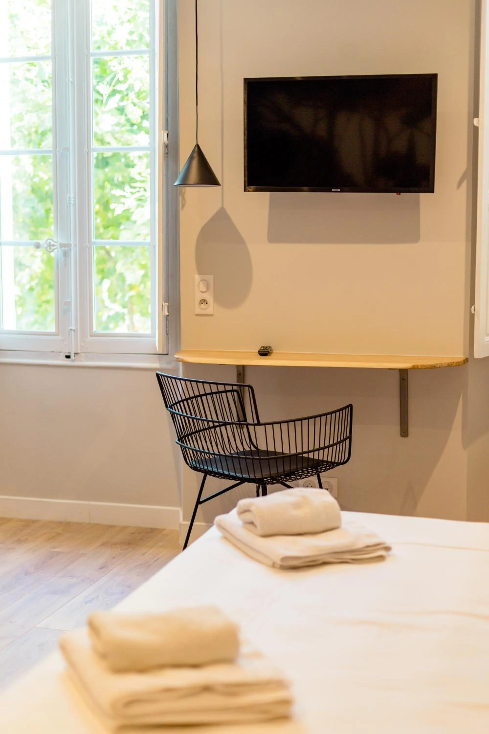 TV and multimedia in UNE HISTOIRE DE FAMILLE