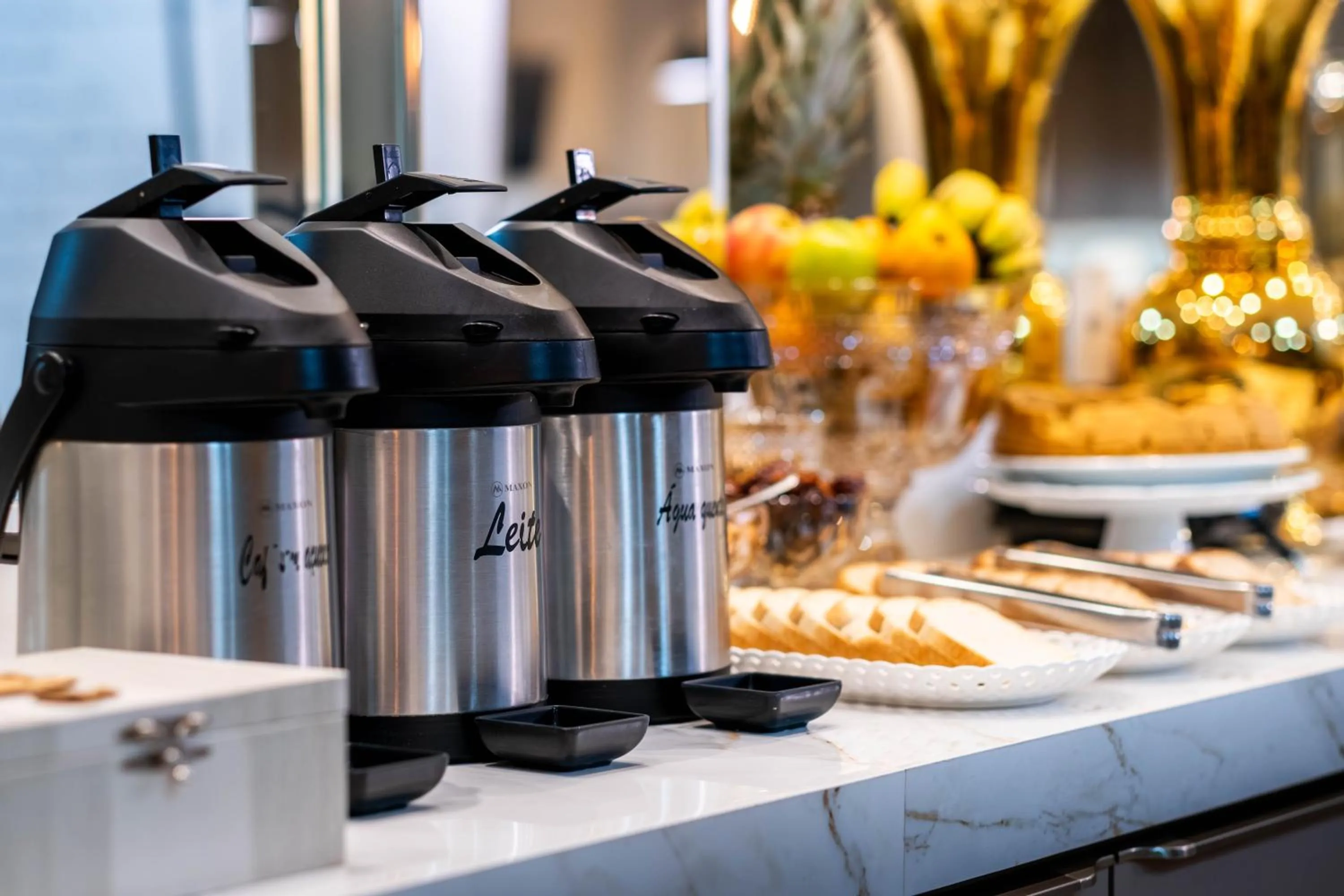 Food and drinks in Arca's Executive Hotel