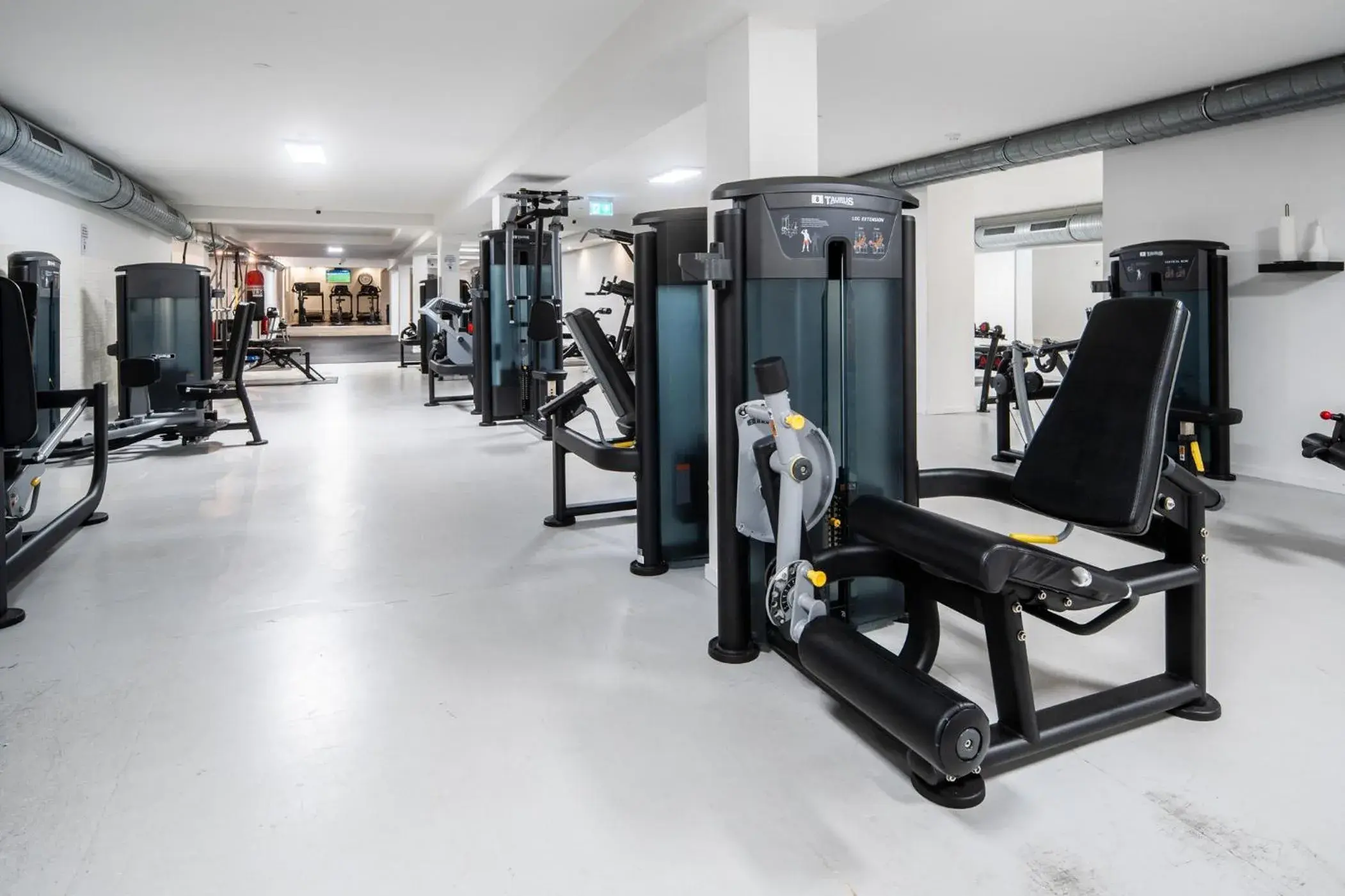 Fitness centre/facilities in Kleinhuis Hotel Mellingburger Schleuse Fitness centre/facilities in Kleinhuis Hotel Mellingburger Schleuse