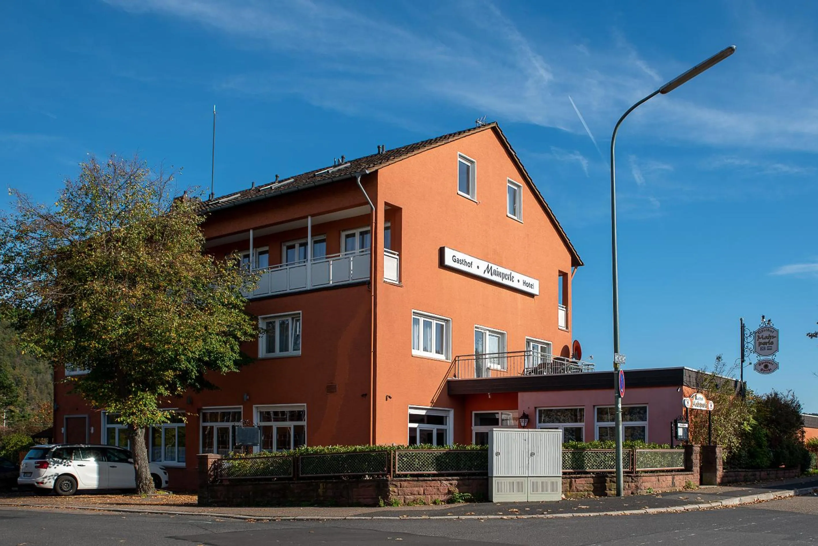 Property building in Hotel Mainperle