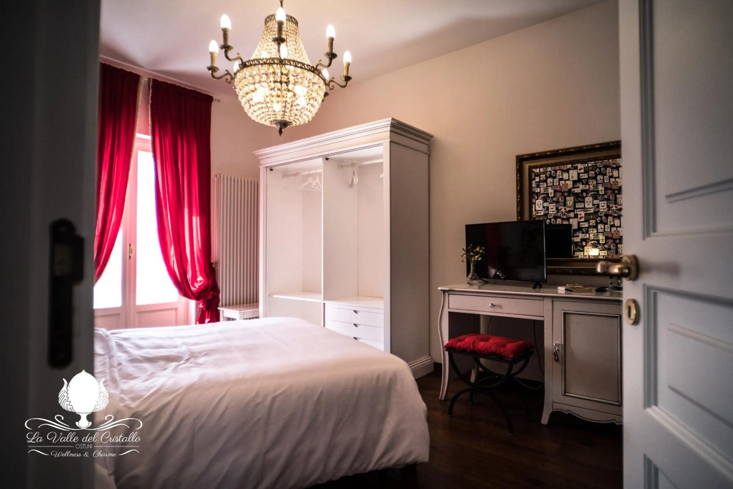 Bed in La Valle Del Cristallo Wellness & Charme