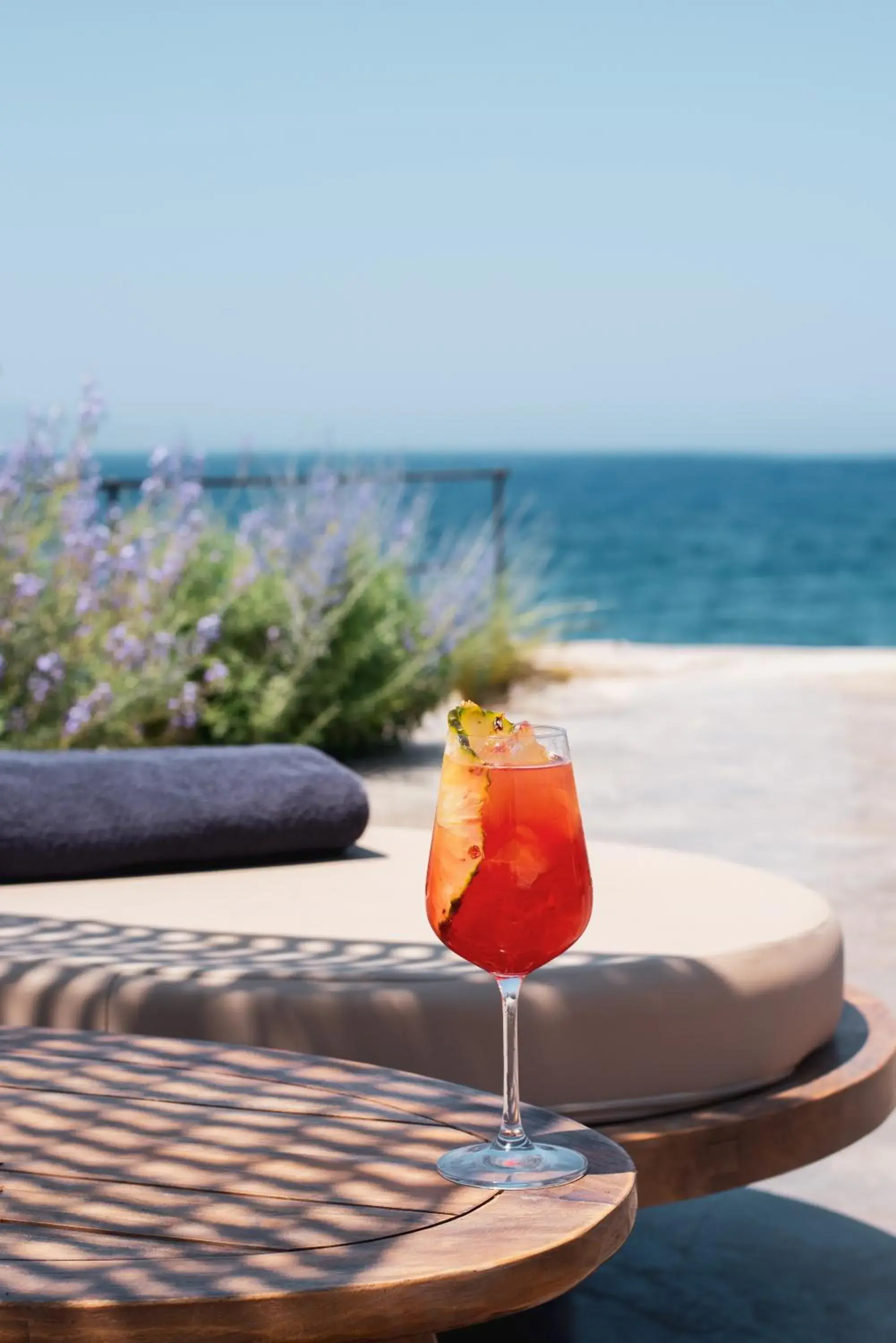 Property building in Colombos Beachfront Property building in Colombos Beachfront