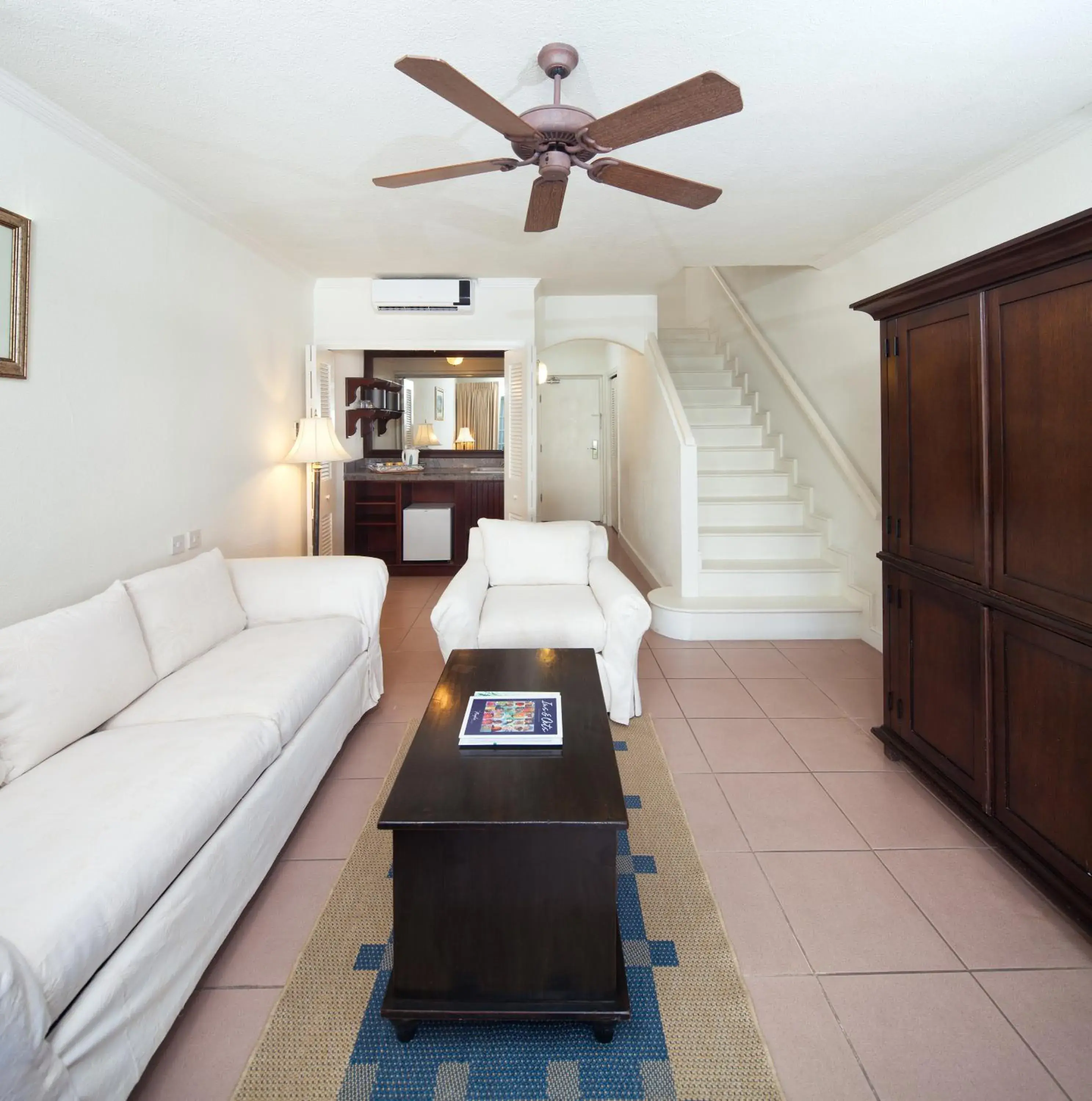 Savannah Beach Club Hotel Savannah Beach Club Hotel