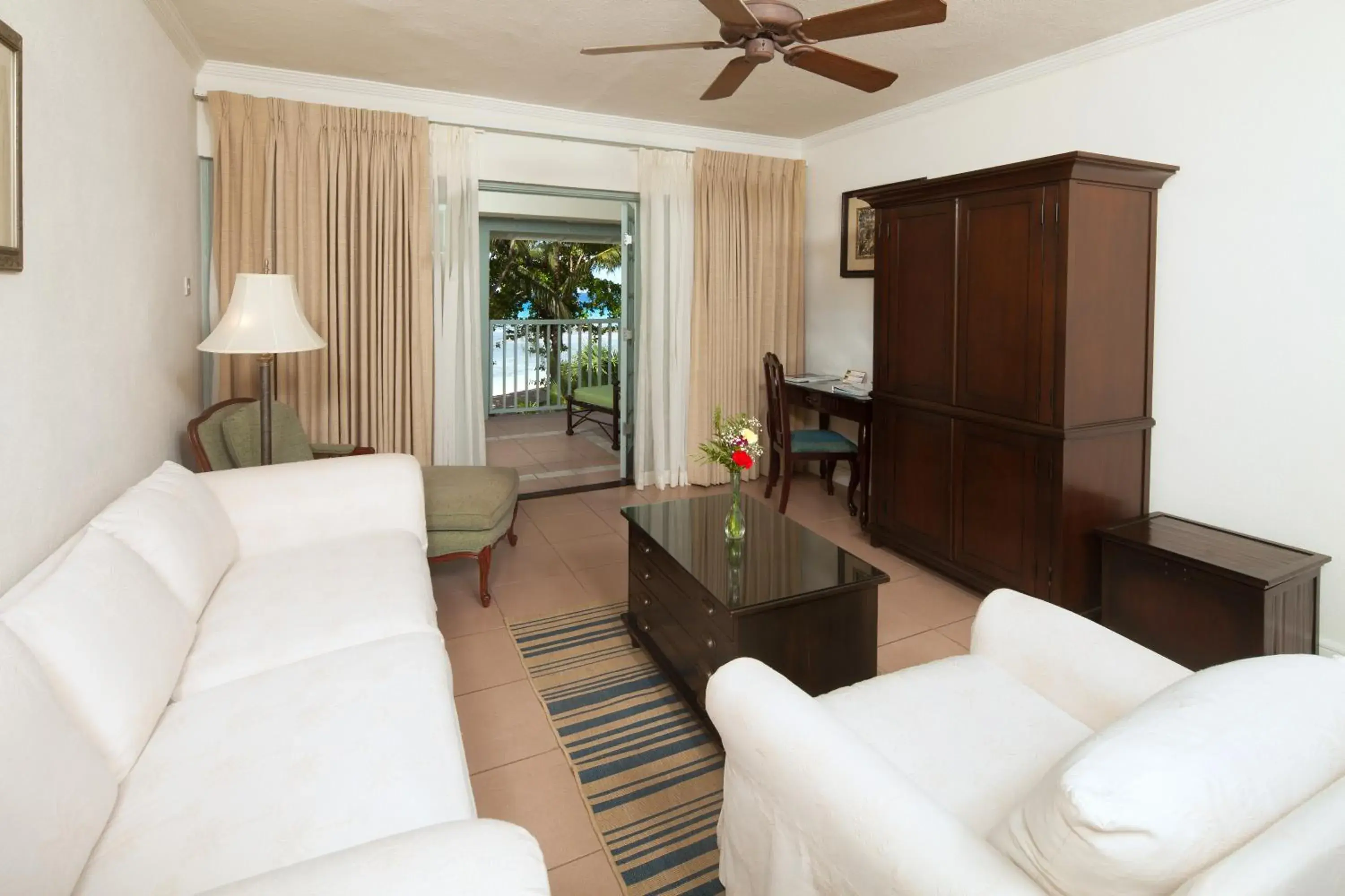 Savannah Beach Club Hotel Savannah Beach Club Hotel