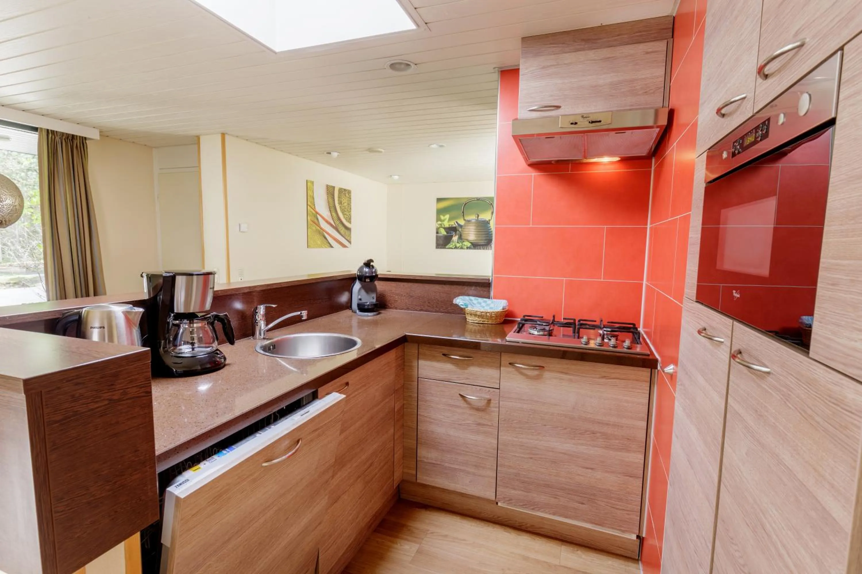 Kitchen or kitchenette in Center Parcs Bispinger Lüneburger Heide