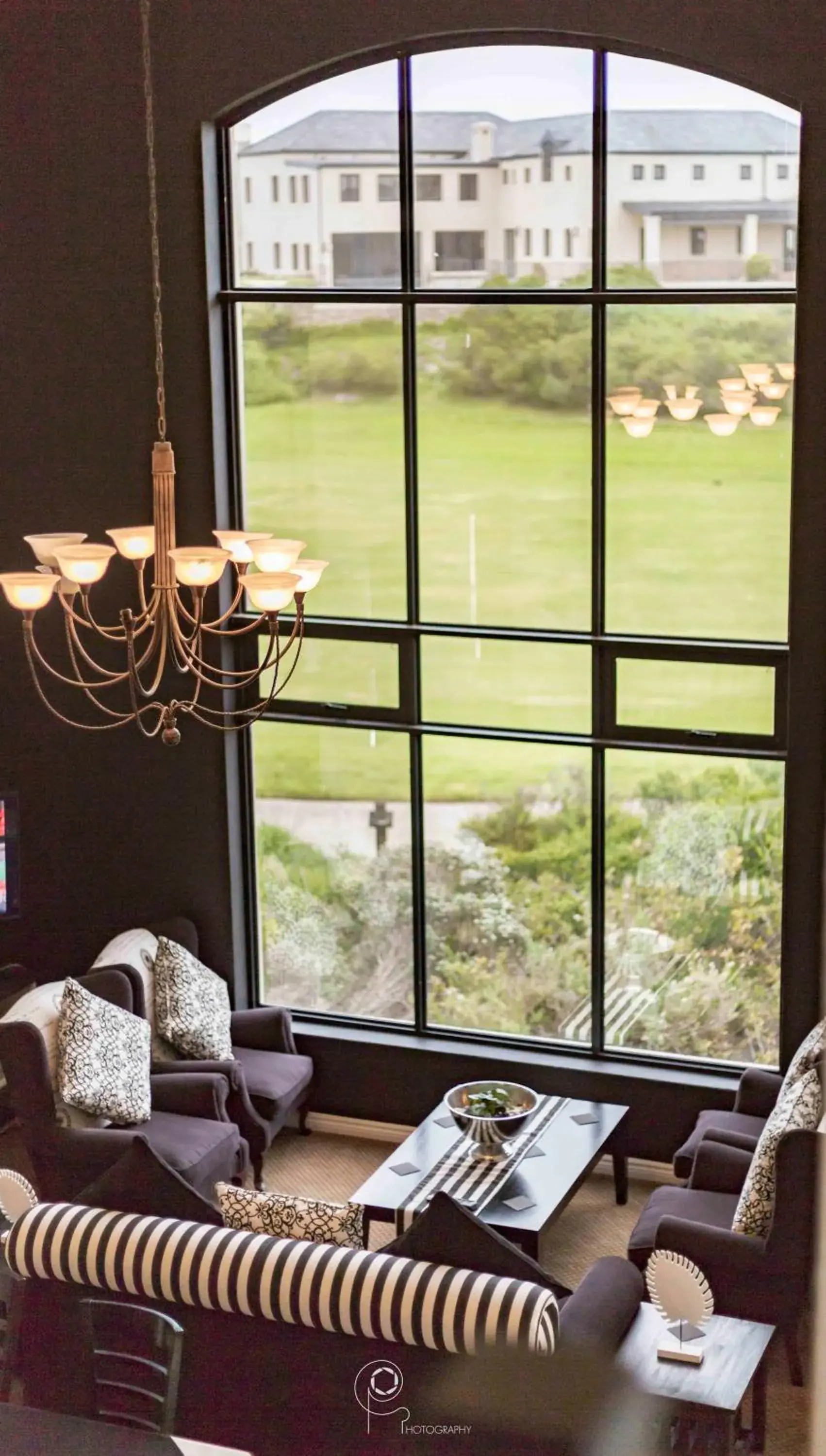 Lounge or bar in The Lodge at Atlantic Beach Lounge or bar in The Lodge at Atlantic Beach