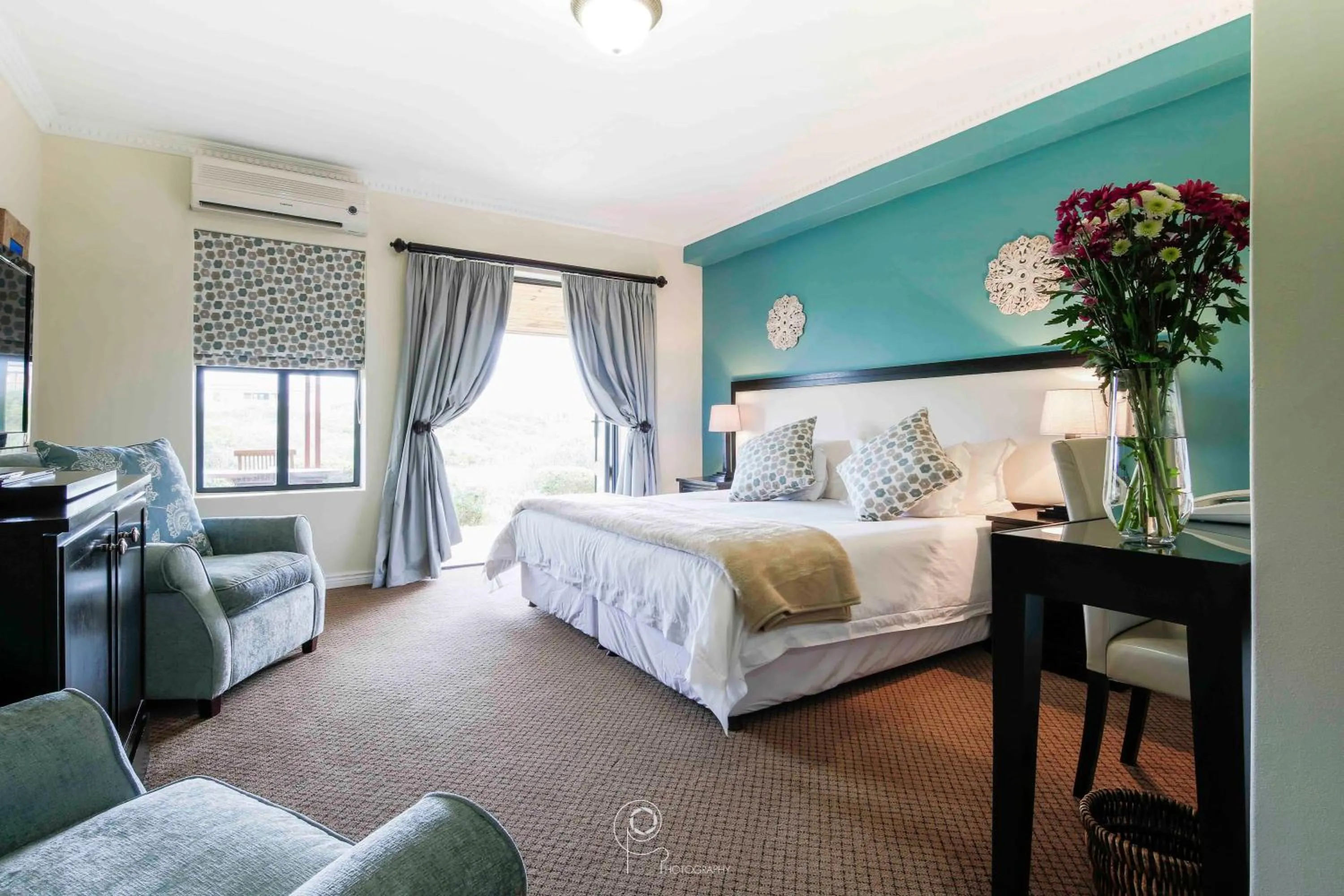 Bedroom, Bed in The Lodge at Atlantic Beach