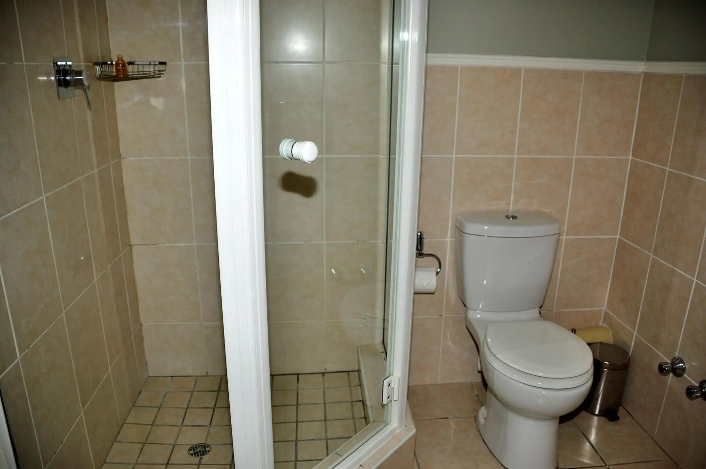 Bathroom in The Lodge at Atlantic Beach Bathroom in The Lodge at Atlantic Beach