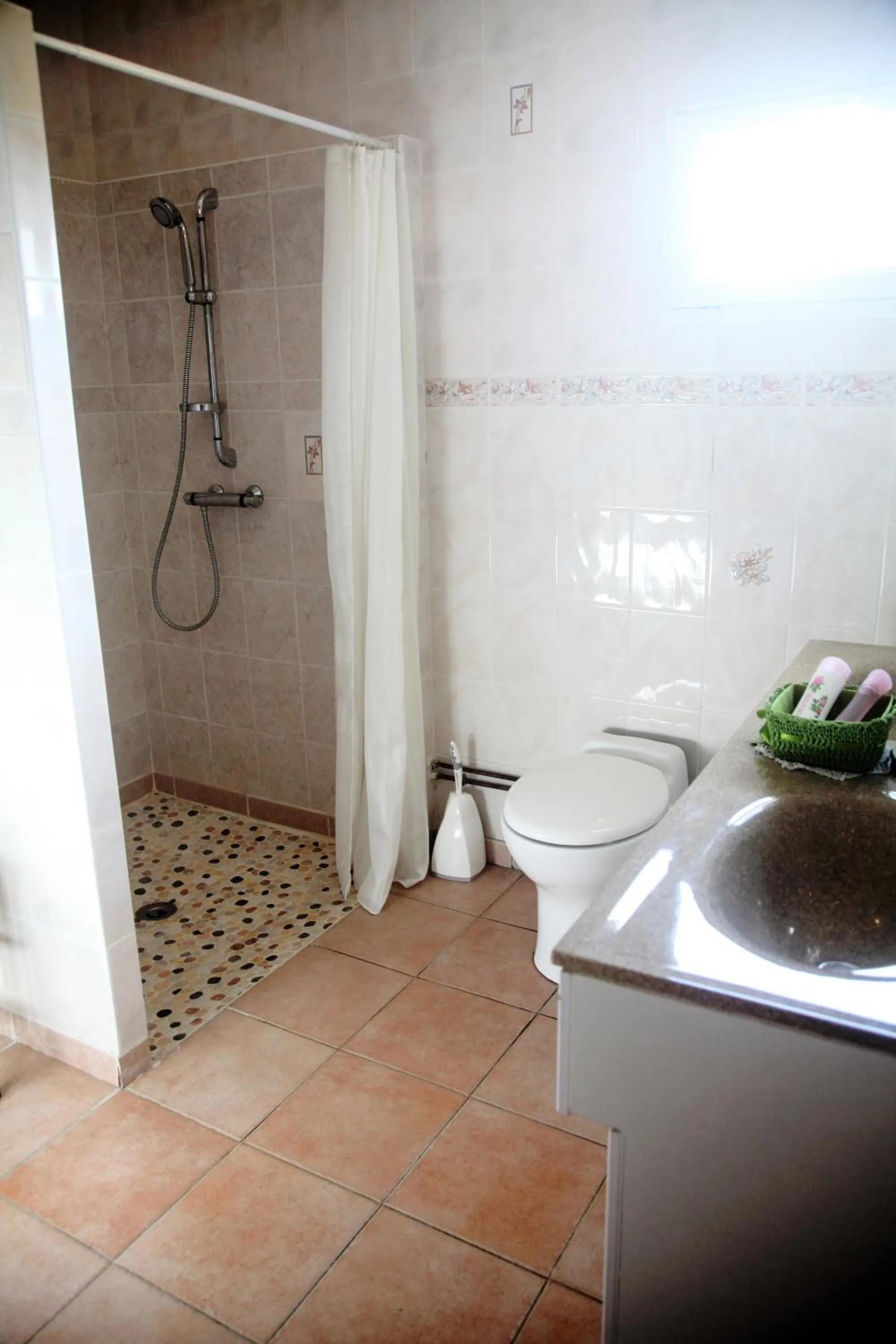 Shower in La Maison De Maria