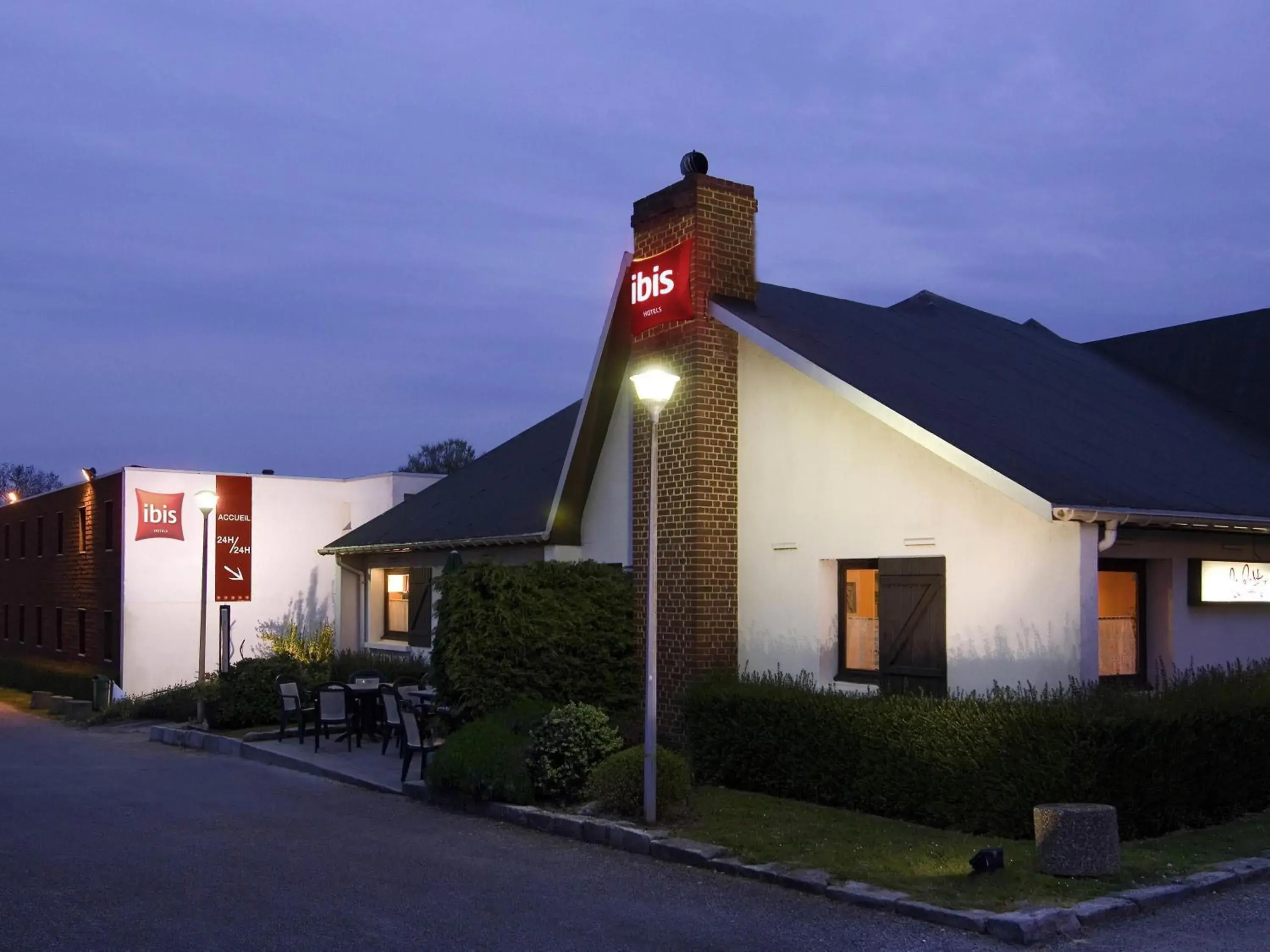 Restaurant/places to eat in ibis Dieppe Le Val Druel Restaurant/places to eat in ibis Dieppe Le Val Druel
