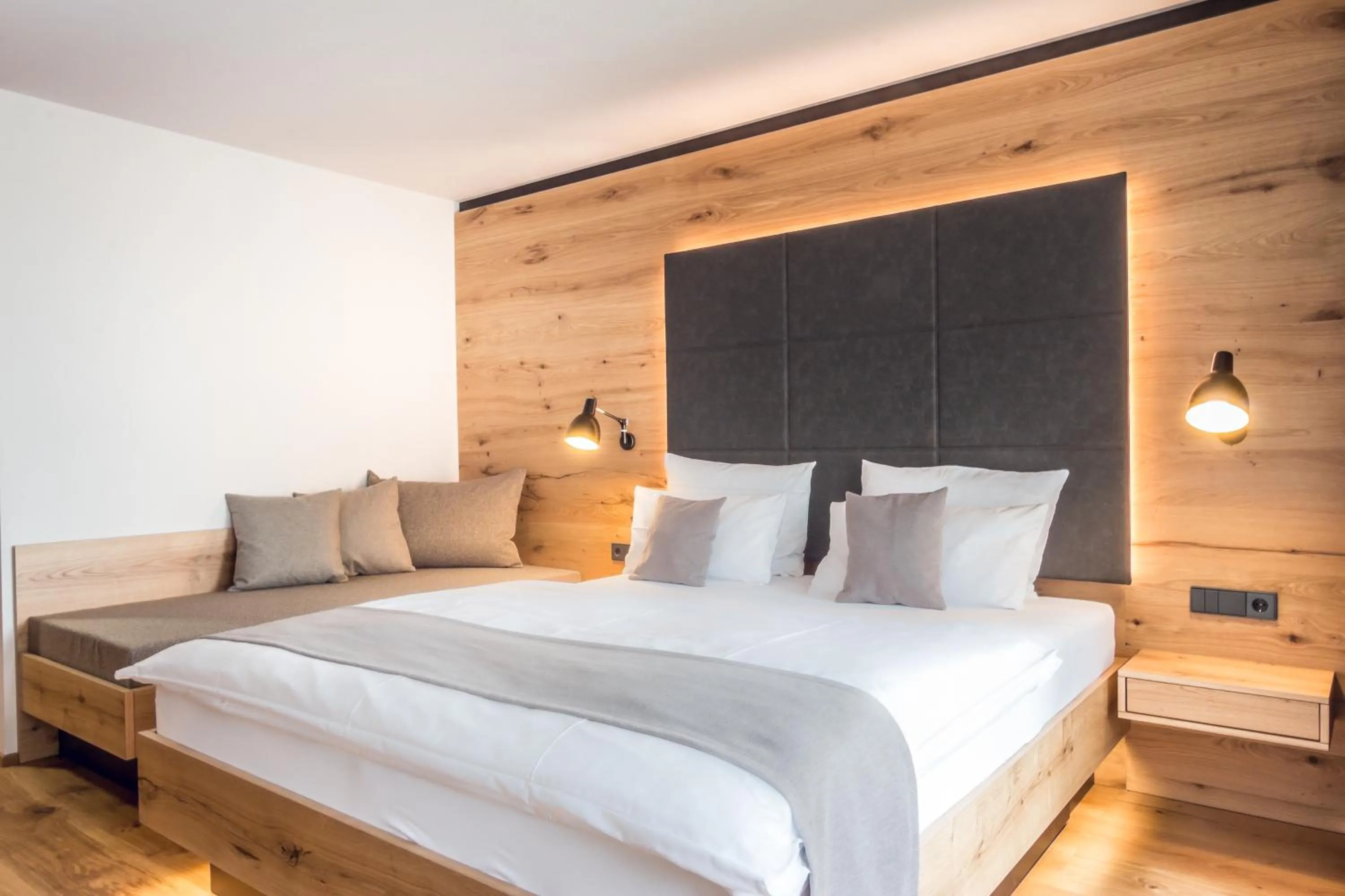 Photo of the whole room, Bed in Wirthshof Hotel & Chalets