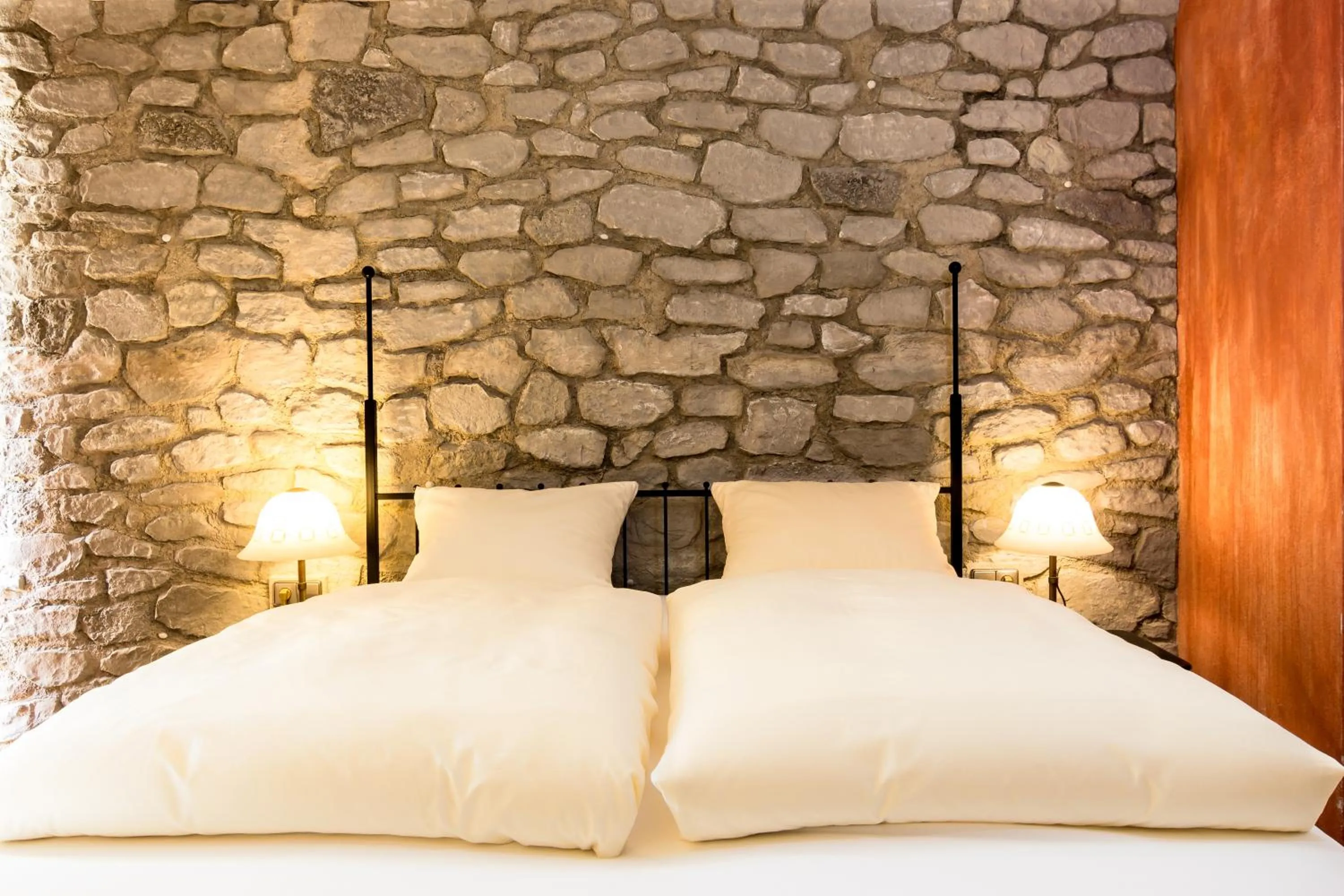 Photo of the whole room, Bed in Wirthshof Hotel & Chalets