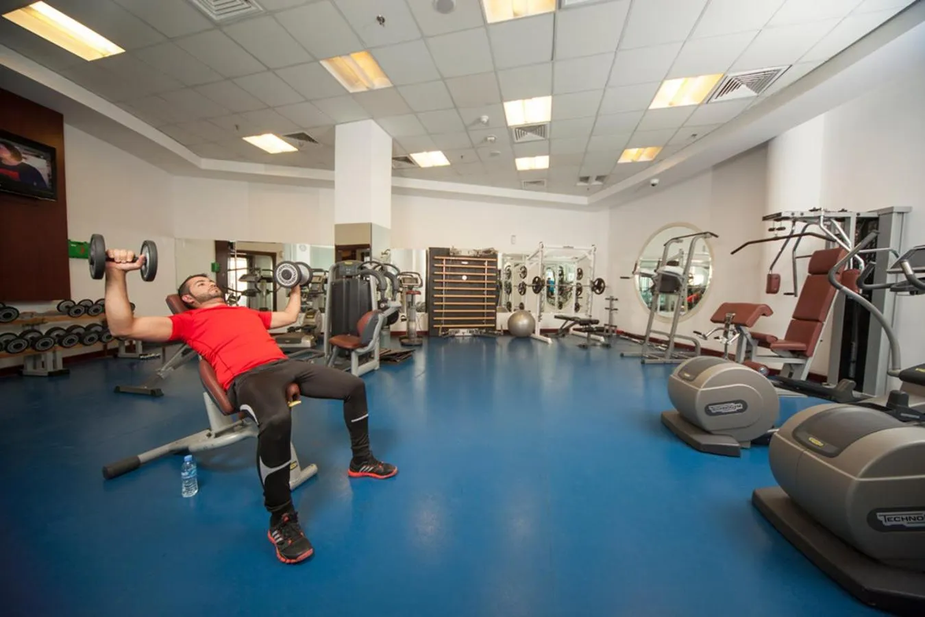 Fitness centre/facilities in Retaj Al Rayyan