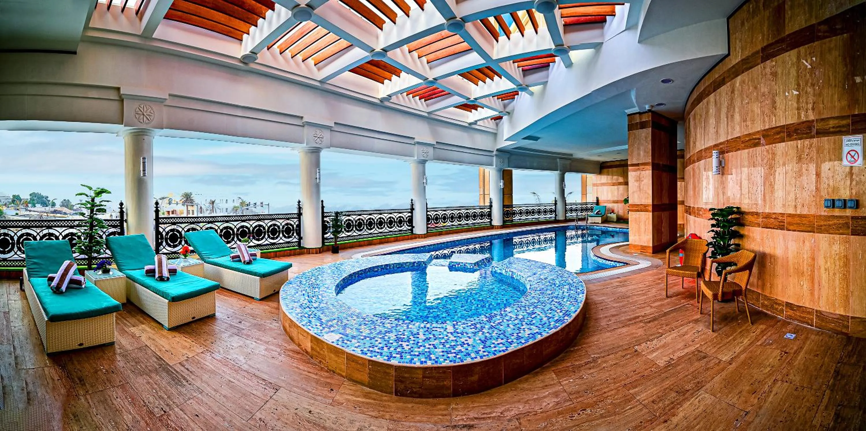 Pool view in Retaj Al Rayyan