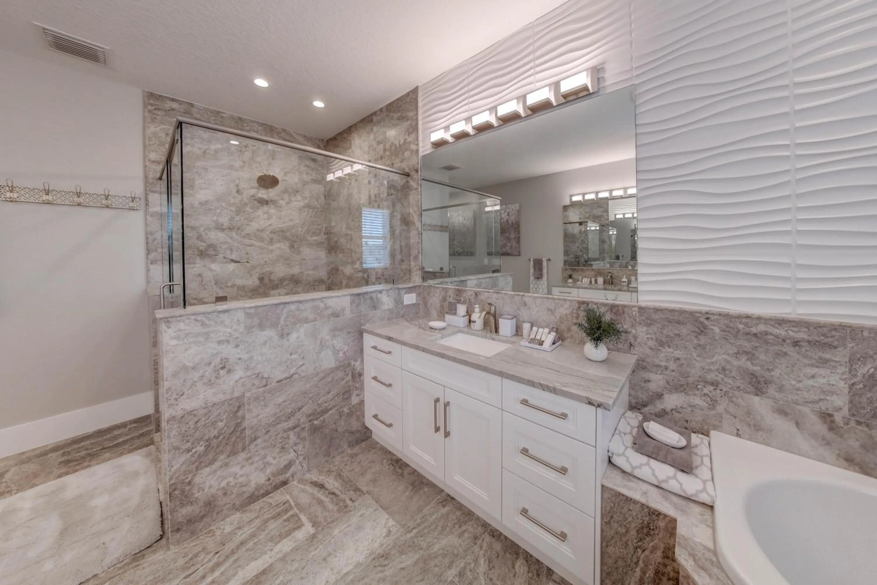 Villa Nautilus New Lux 3 Story Pool Hot Tub Home with Elevator- Steps away from the beach