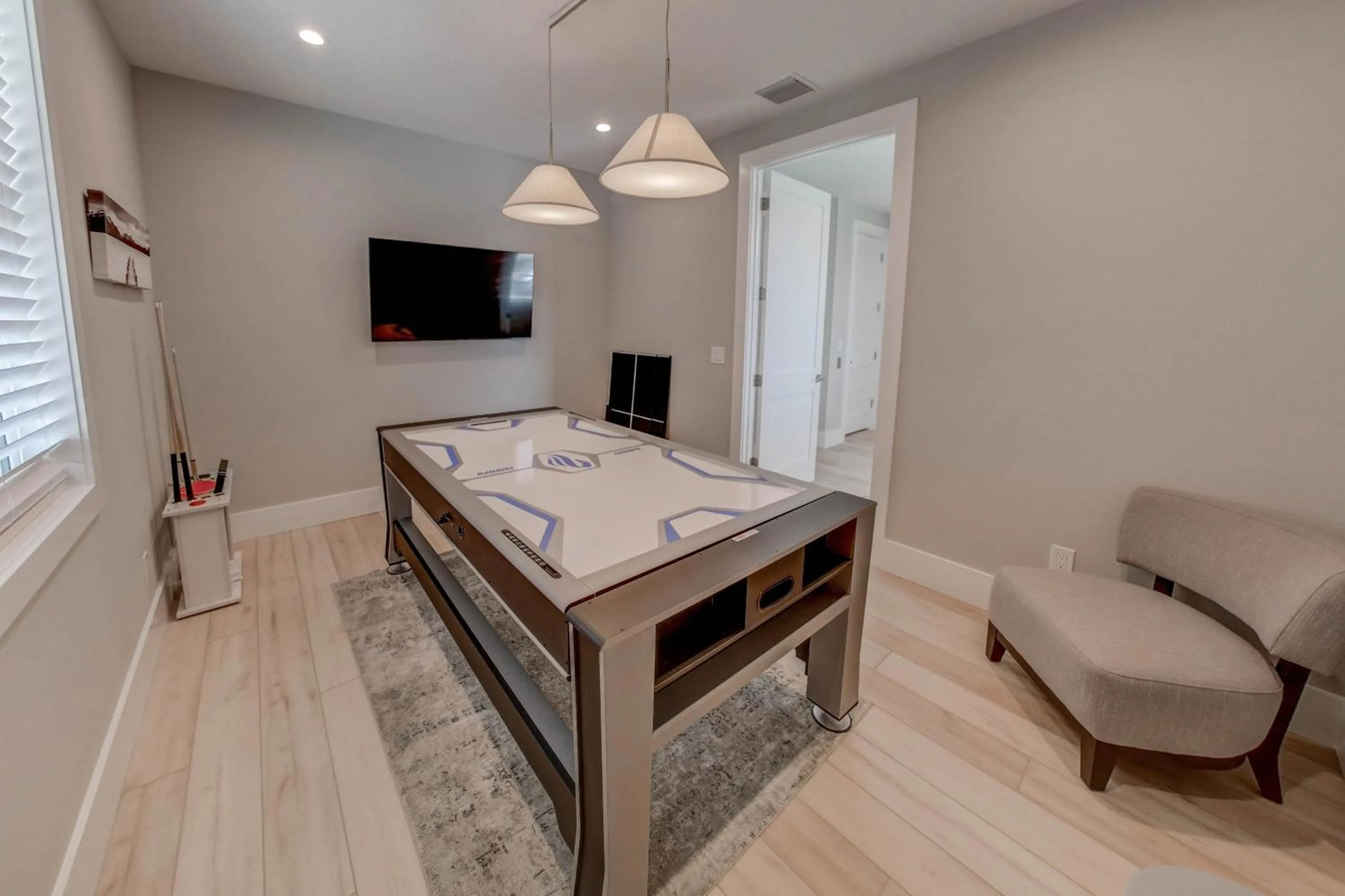 Villa Nautilus New Lux 3 Story Pool Hot Tub Home with Elevator- Steps away from the beach