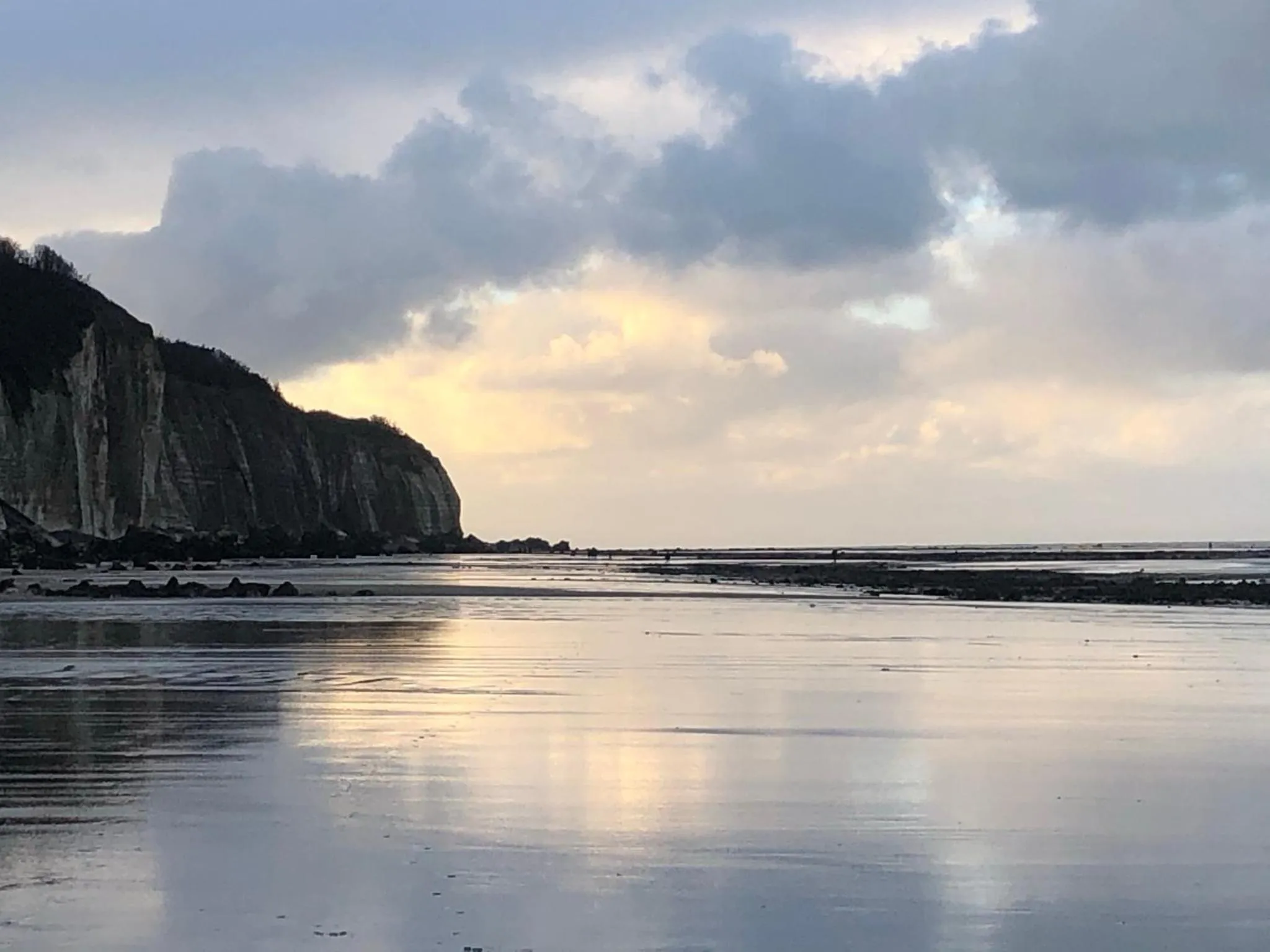 Beach in Jardin des Pérelles