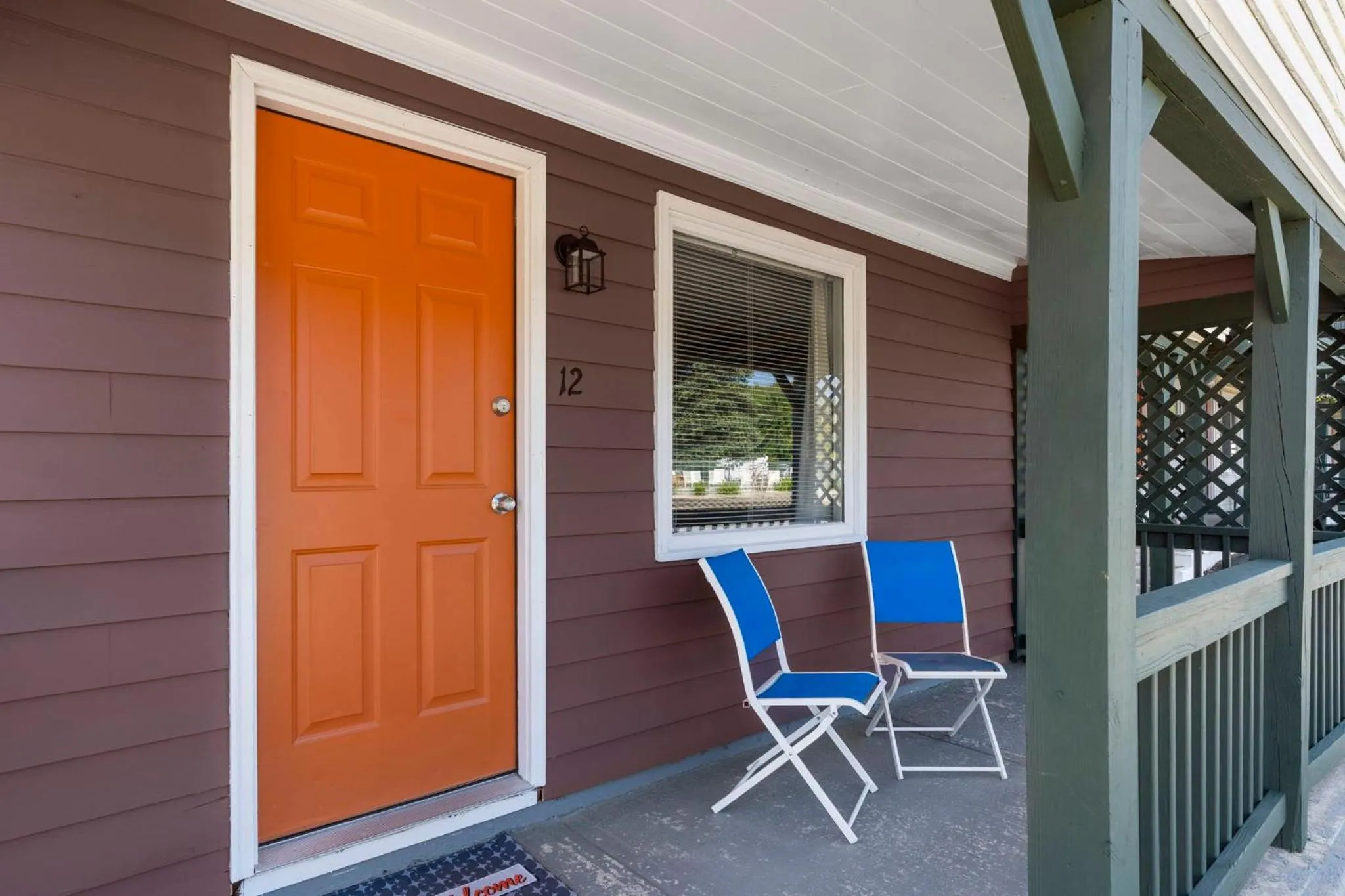 Patio in Wagon Wheel Motel