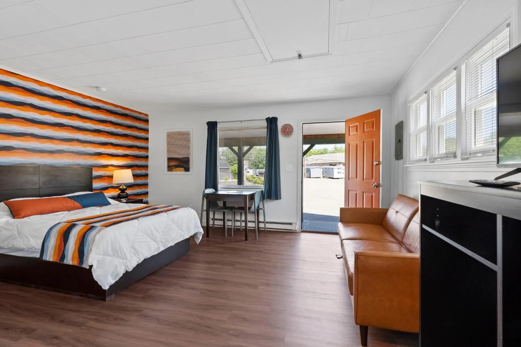 Bed in Wagon Wheel Motel