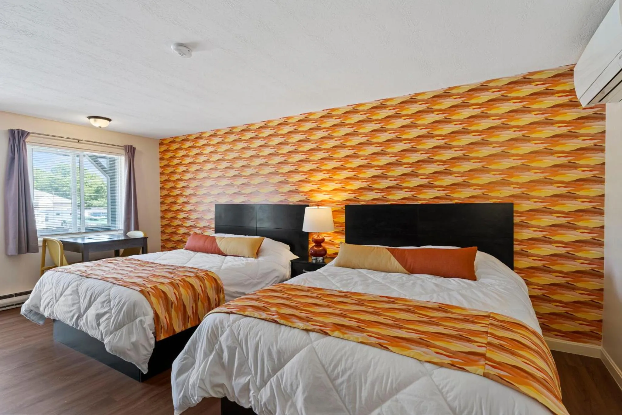 Bed in Wagon Wheel Motel